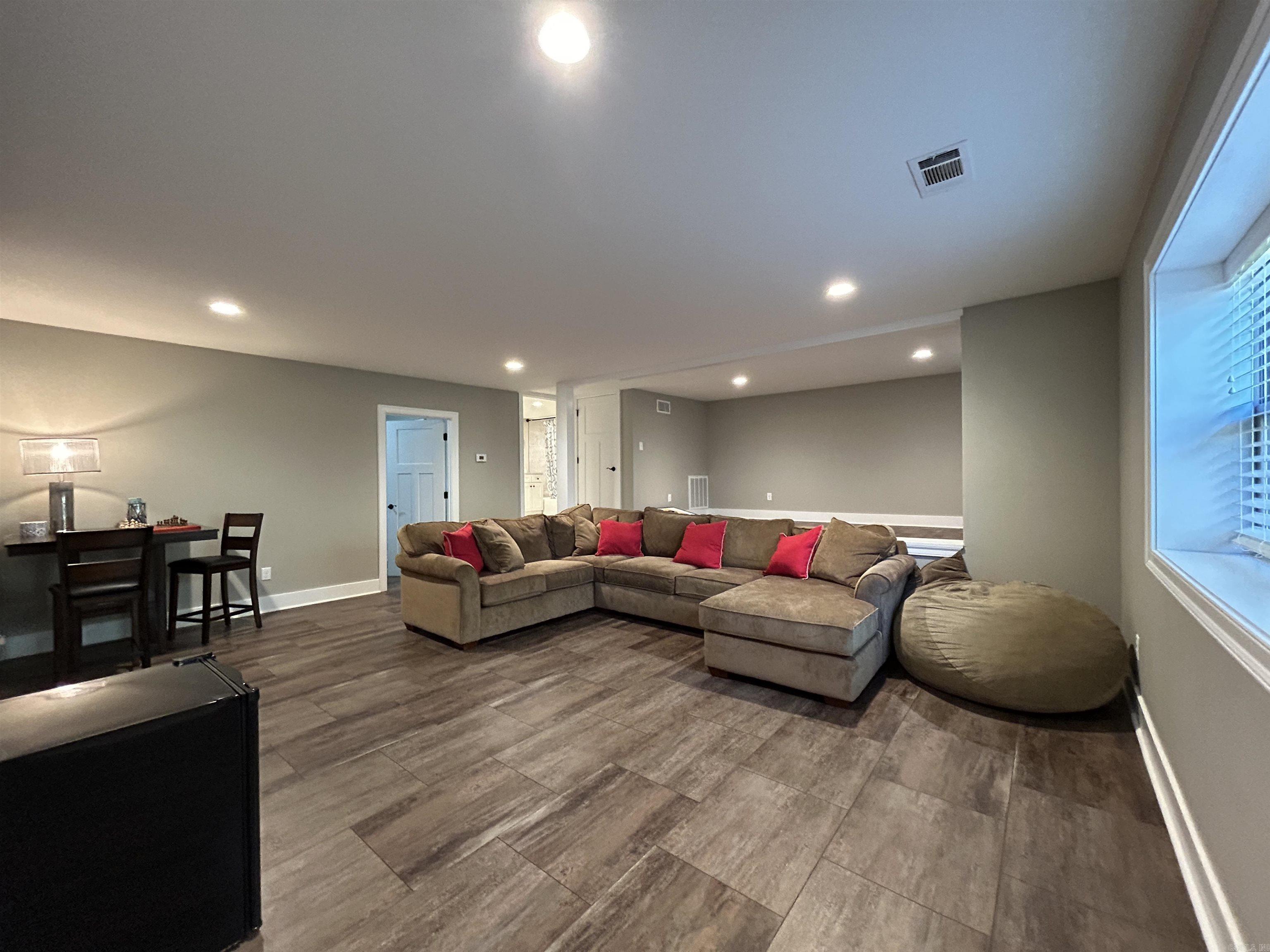 TORTOISE BAY - LAKE - Residential