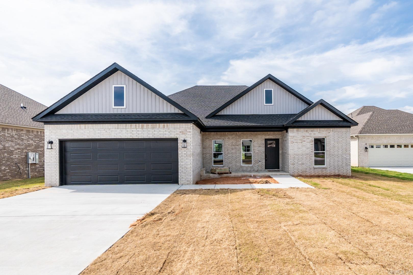 EAST MEADOW - Residential