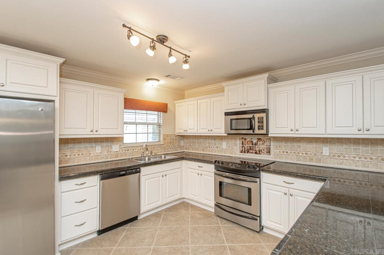 EAGLE POINT - Residential