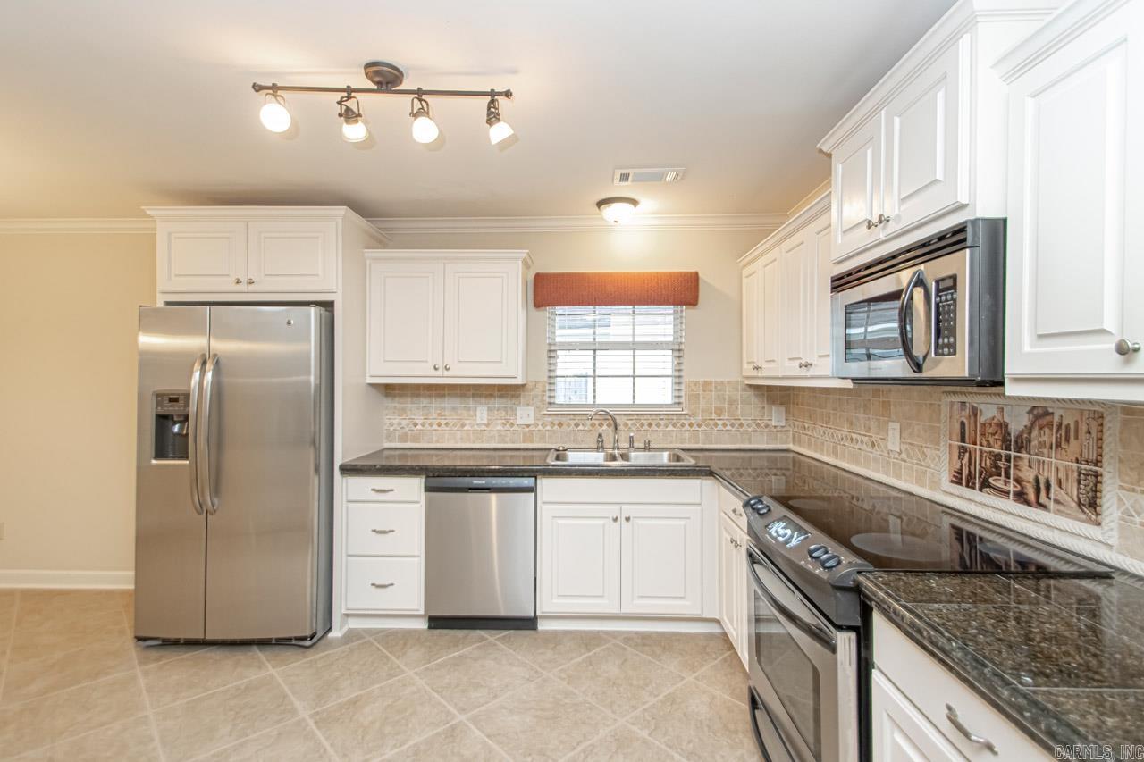 EAGLE POINT - Residential