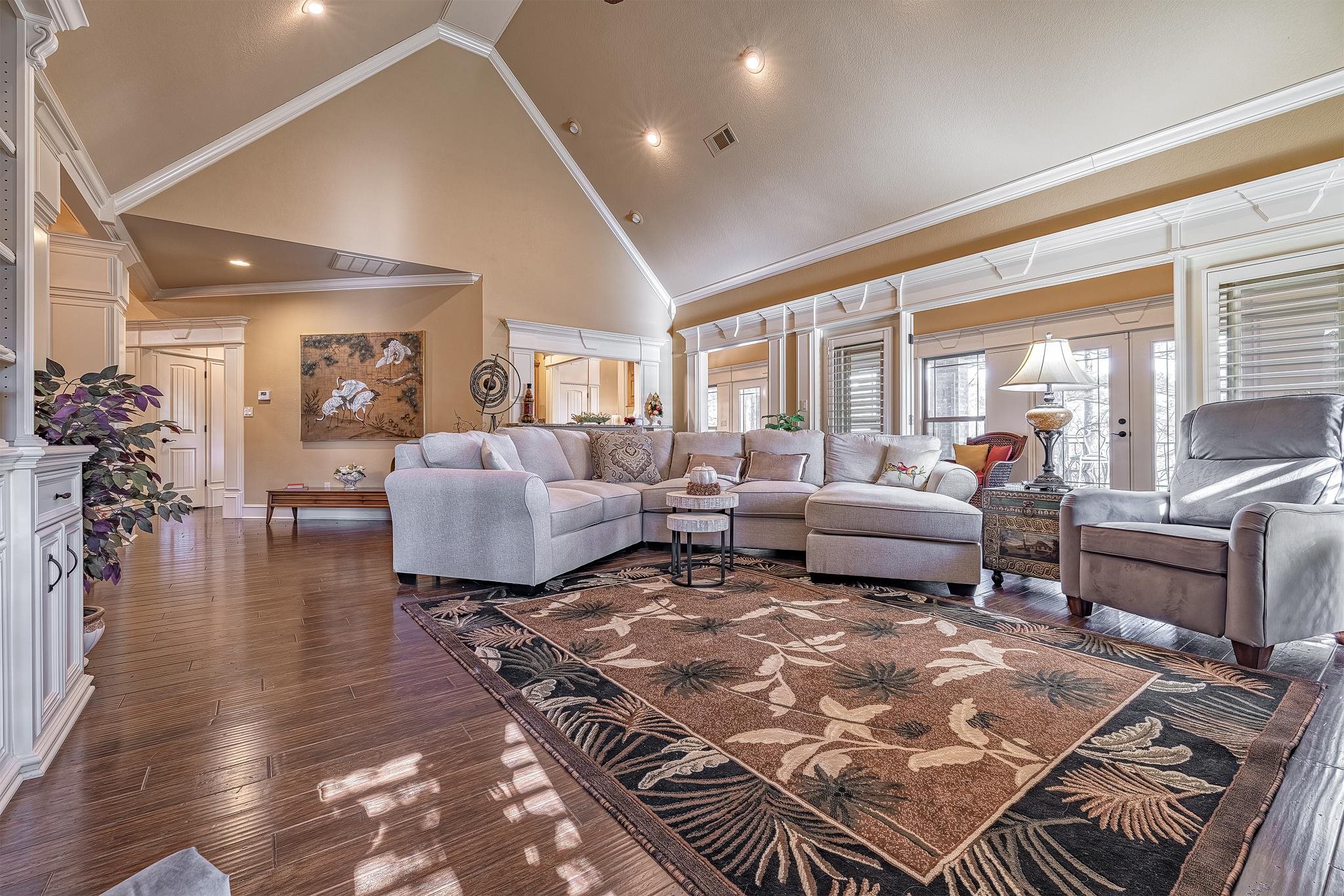 LADERA - Residential