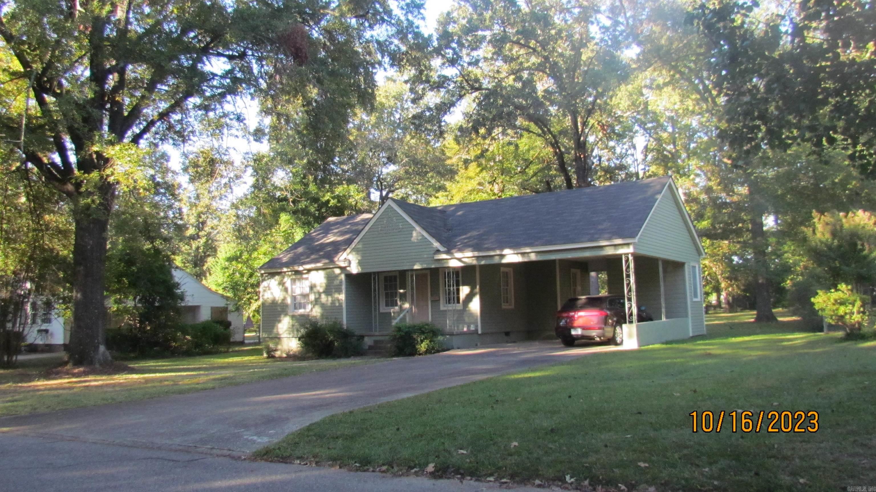 GREENWOODS ADDITION - Residential