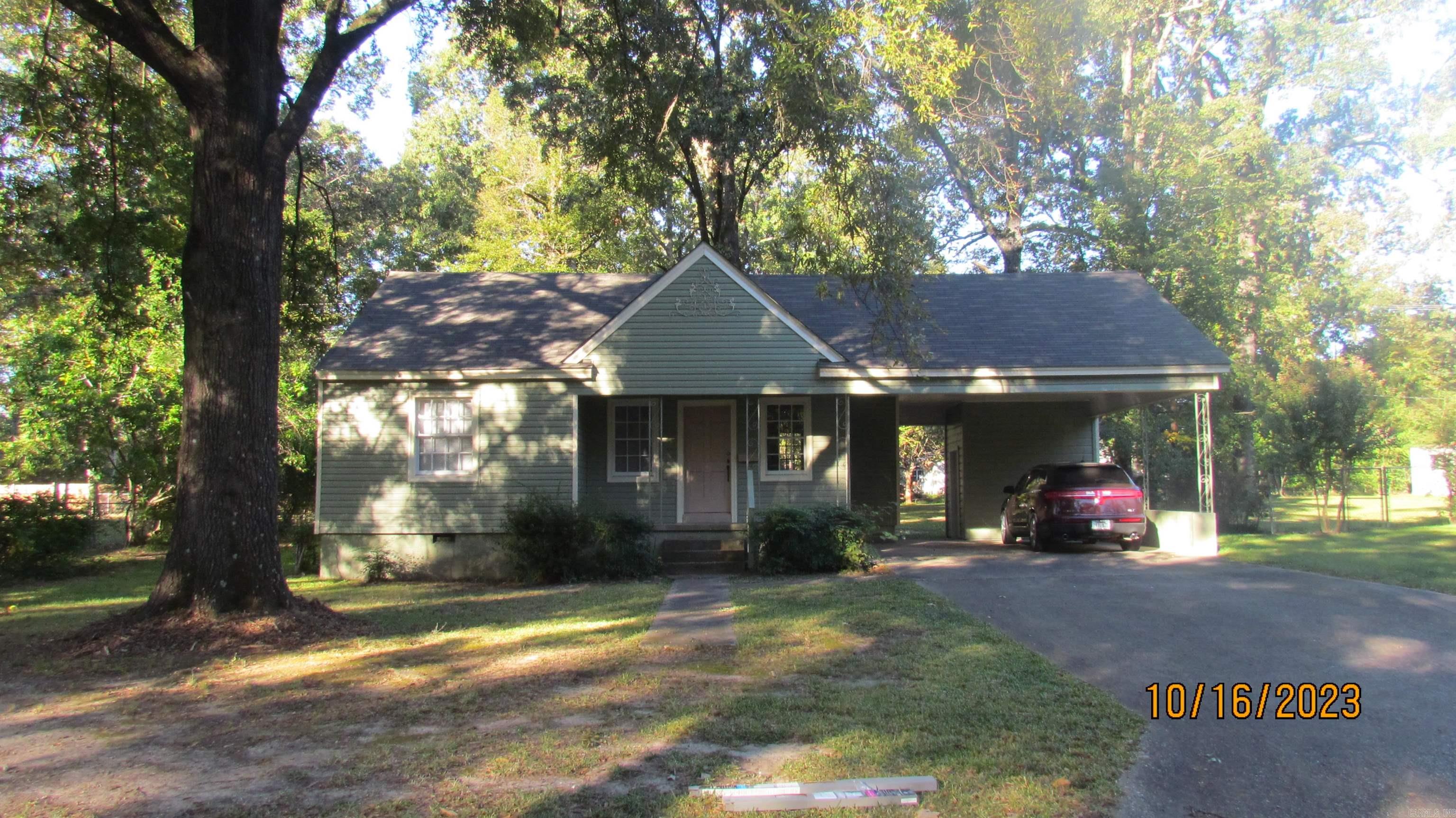 GREENWOODS ADDITION - Residential