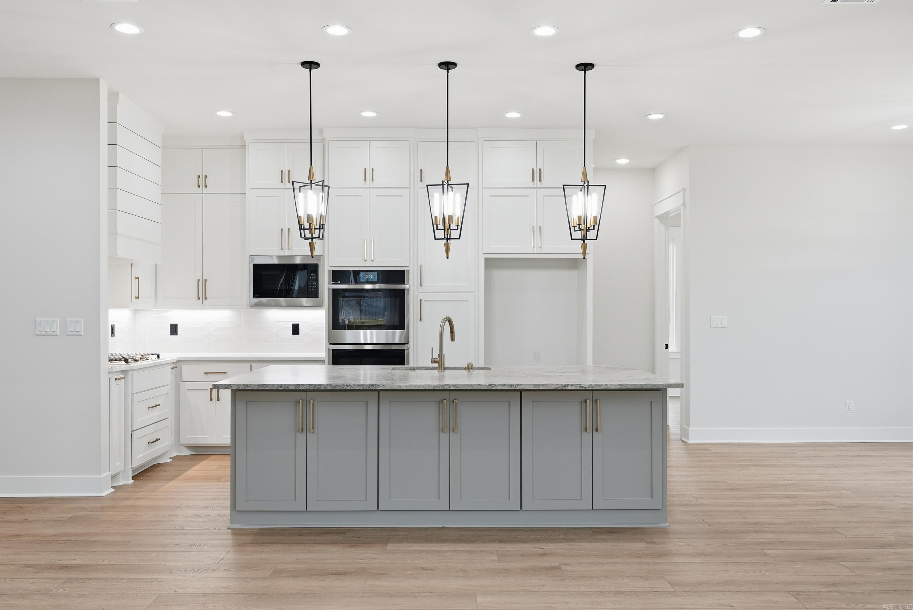 SYLVIA SPRINGS SUBDIVISION - Residential