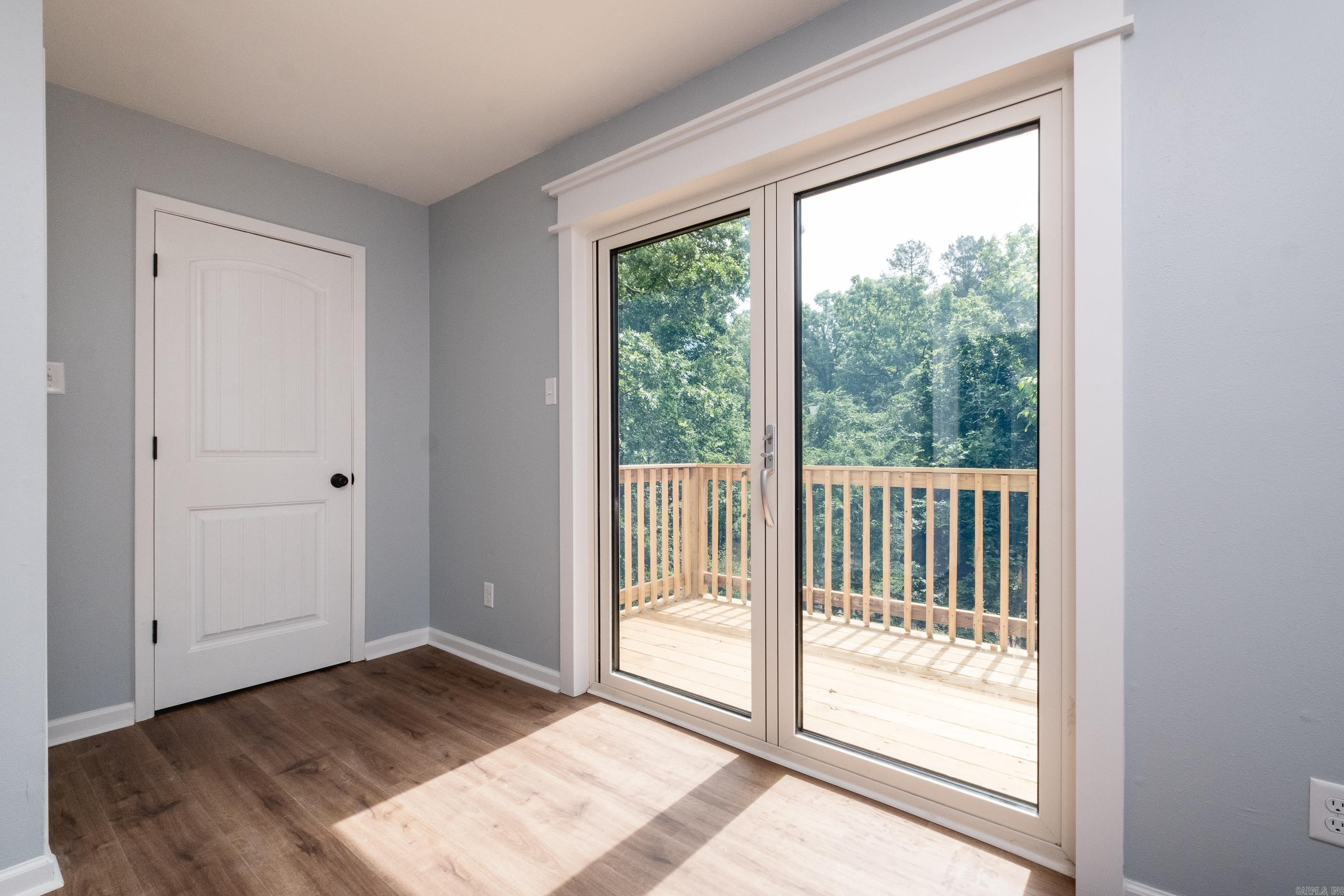 WOODLAWN HGTS - Residential