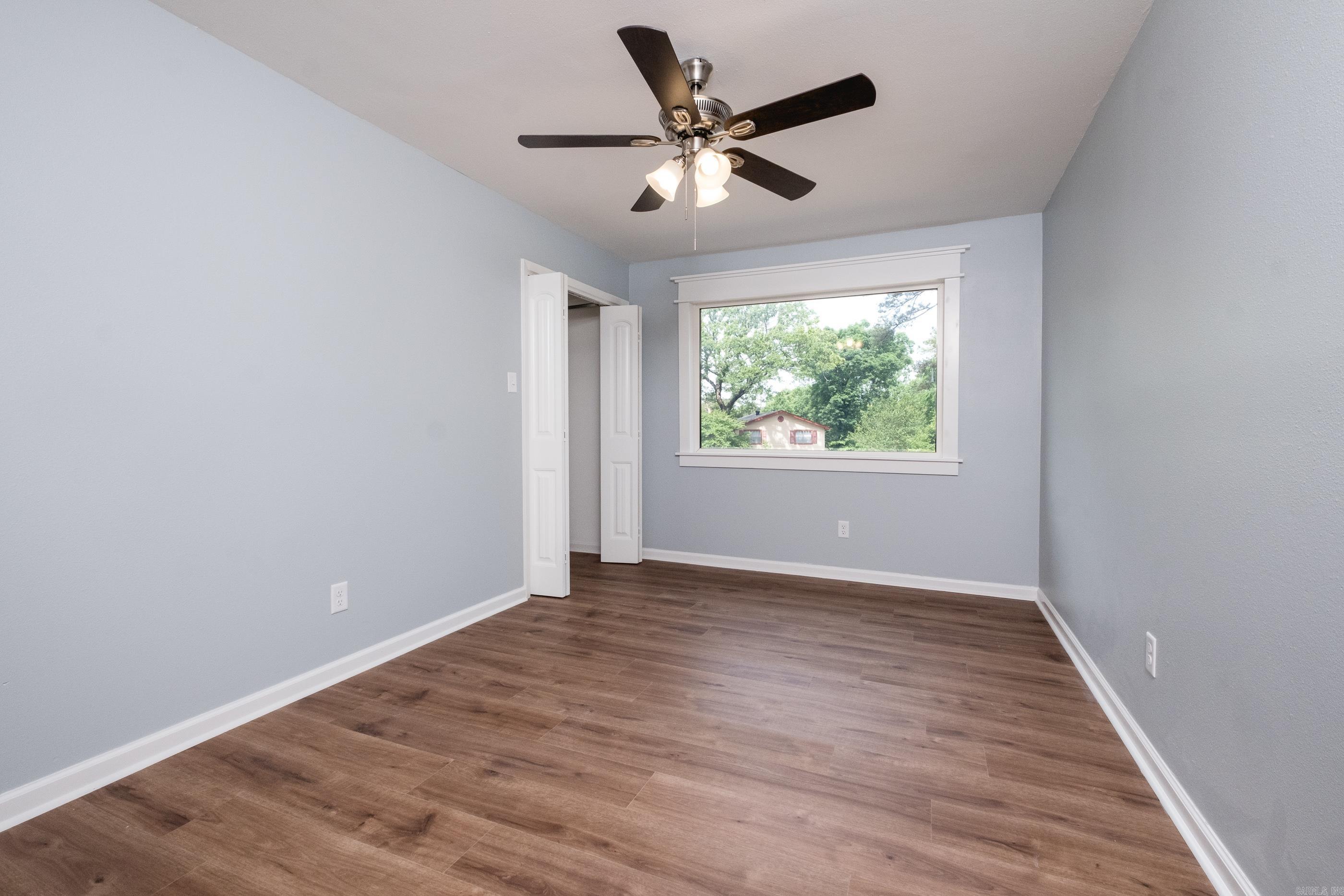 WOODLAWN HGTS - Residential