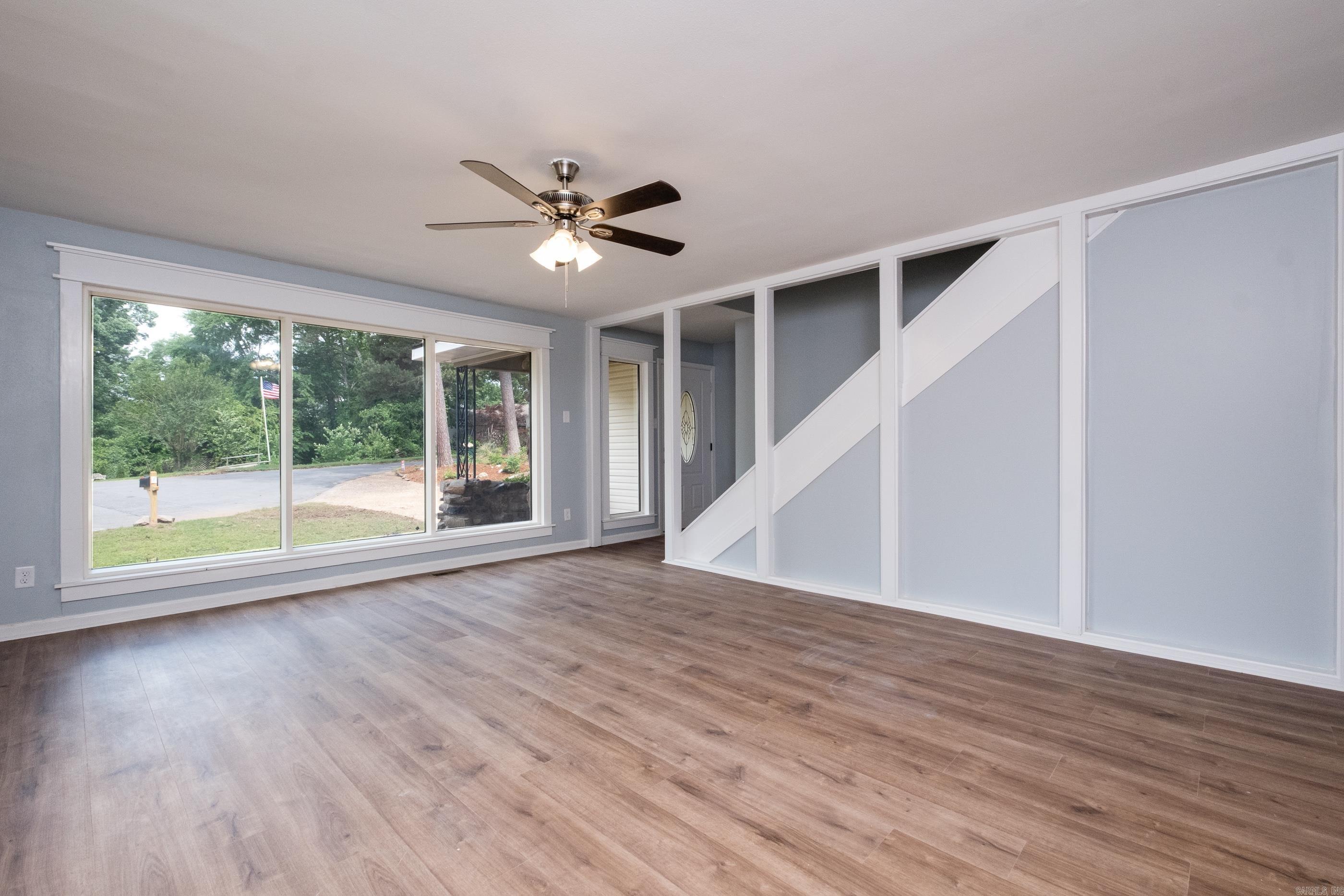 WOODLAWN HGTS - Residential