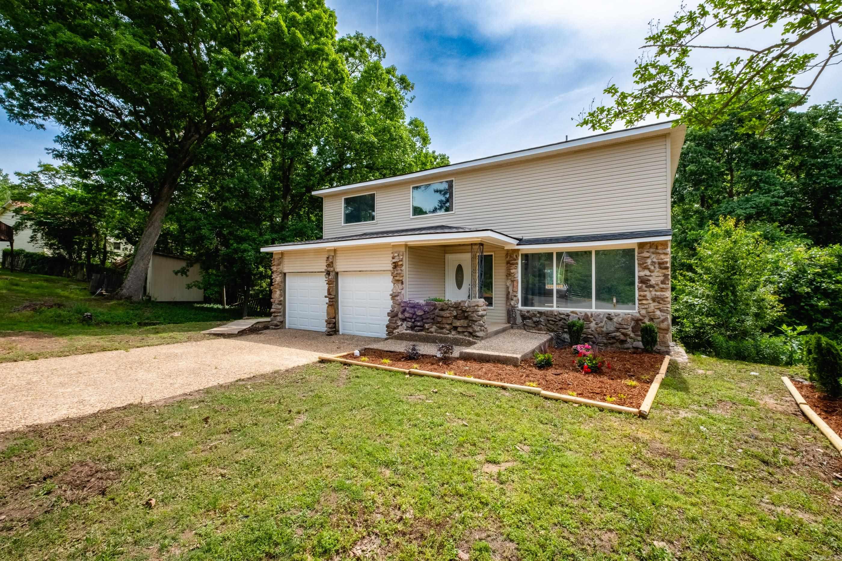 WOODLAWN HGTS - Residential
