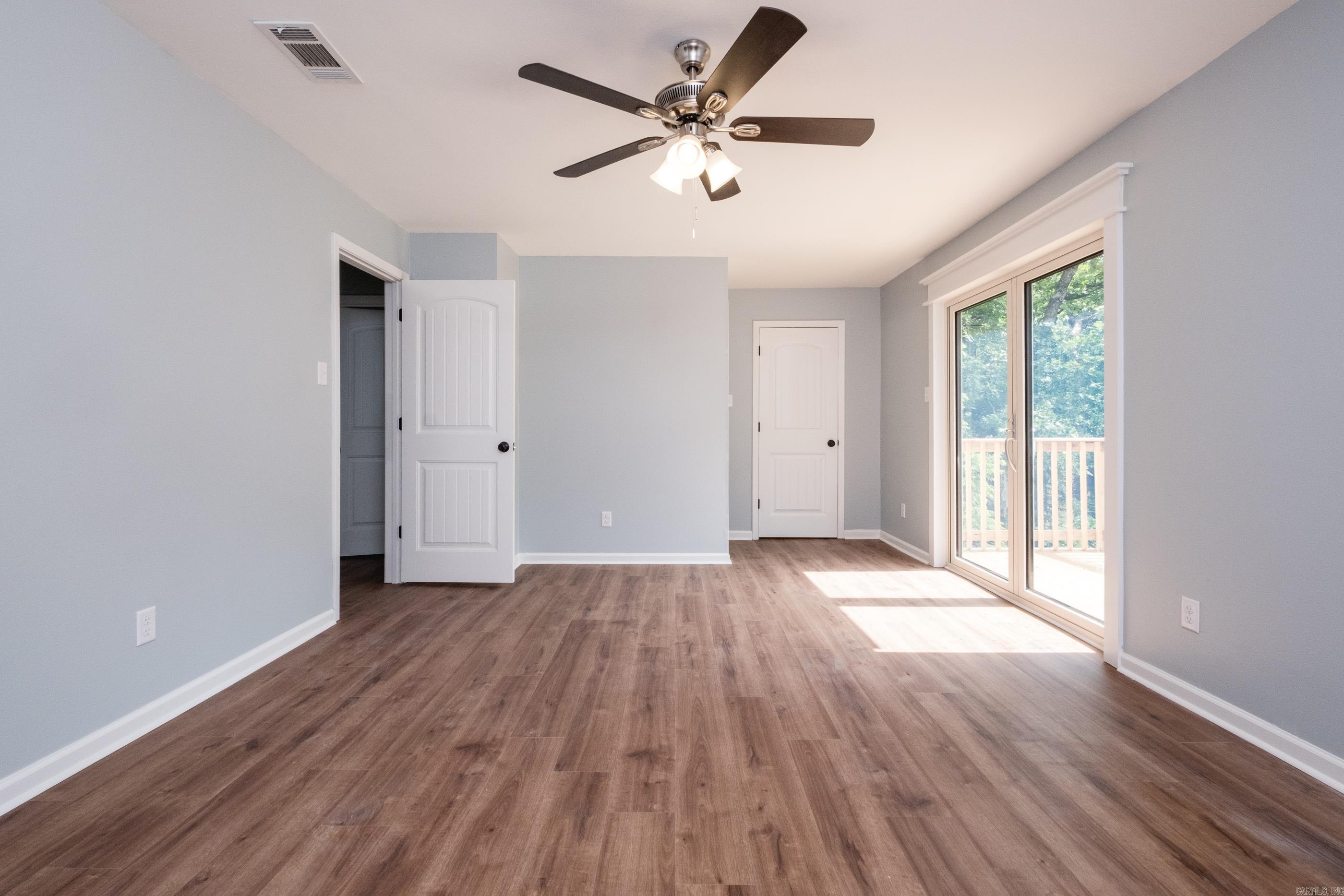 WOODLAWN HGTS - Residential