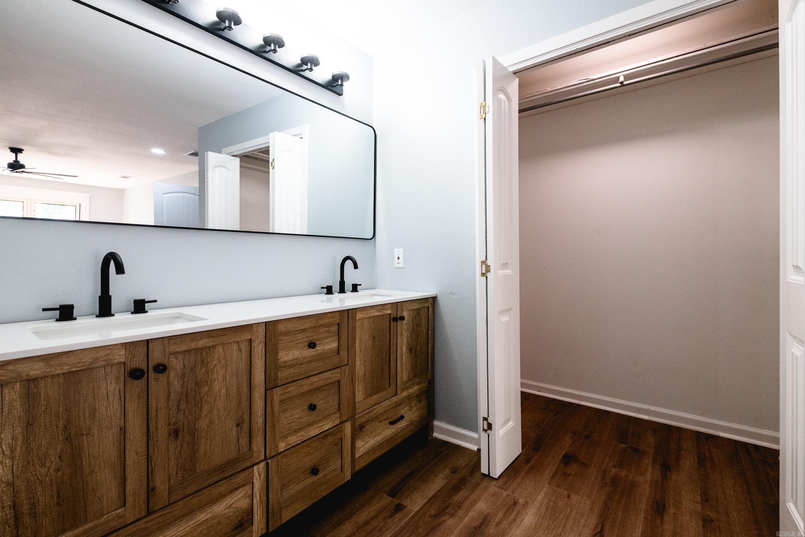WOODLAWN HGTS - Residential