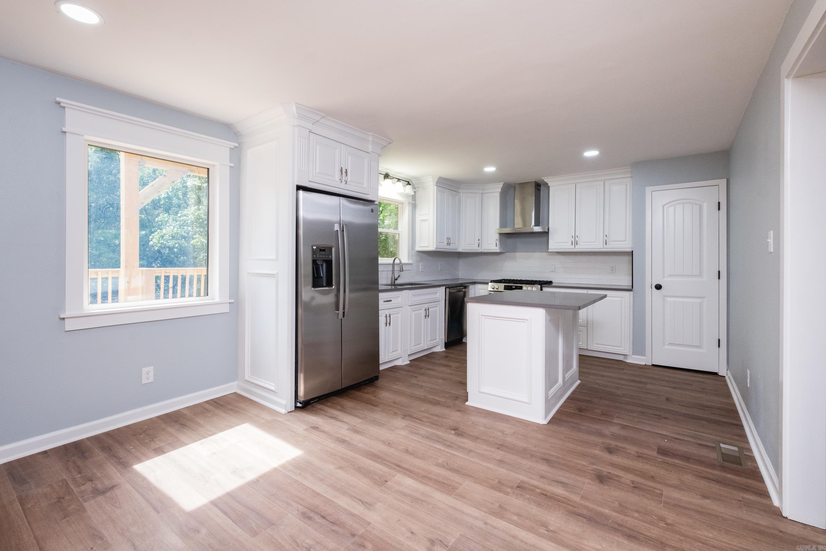 WOODLAWN HGTS - Residential