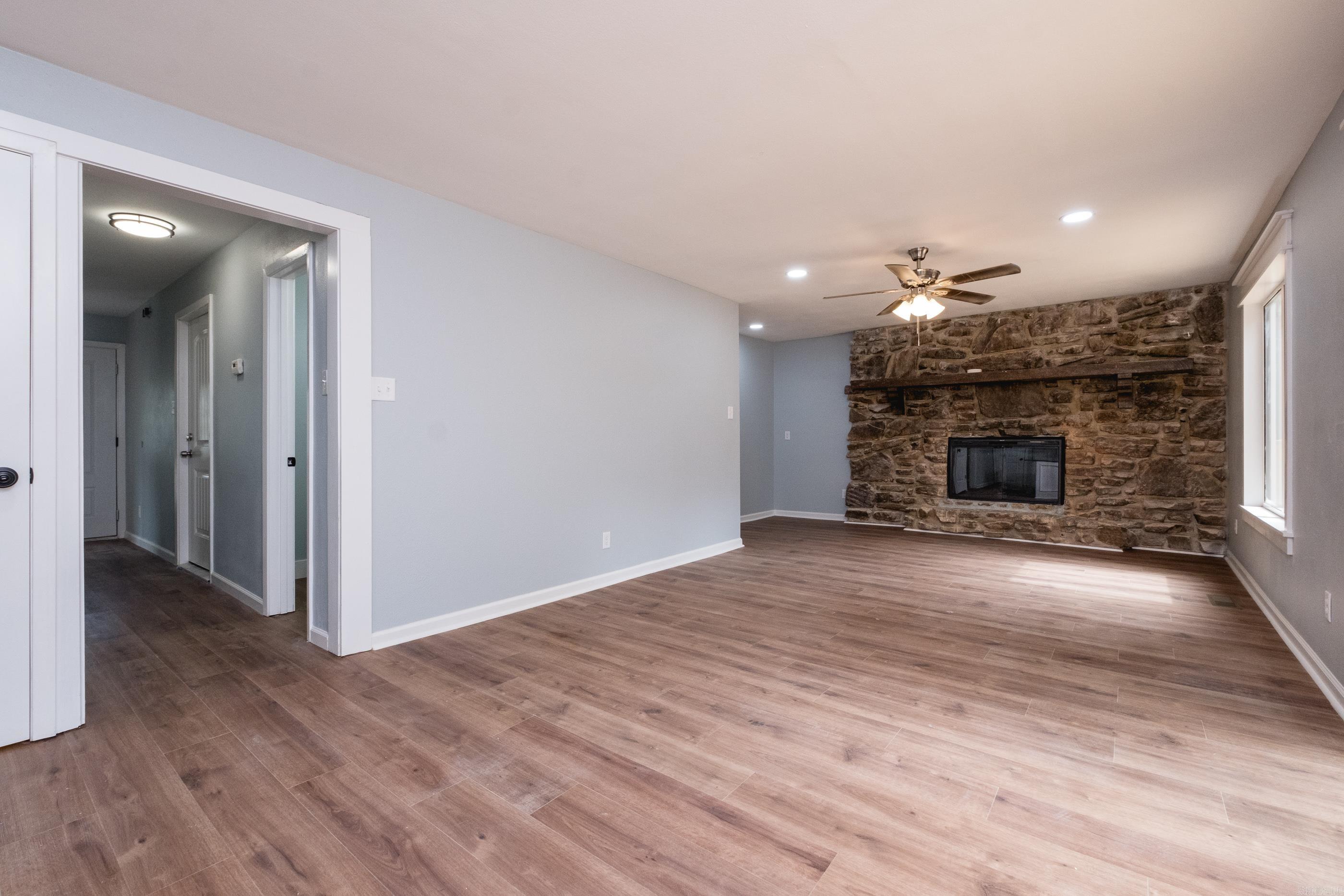 WOODLAWN HGTS - Residential