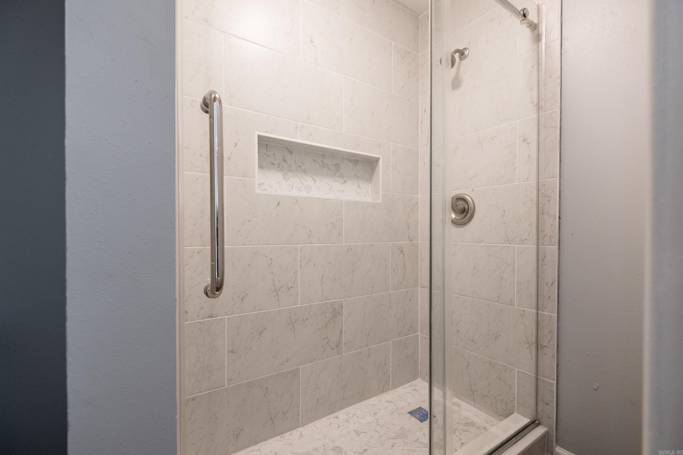 WOODLAWN HGTS - Residential