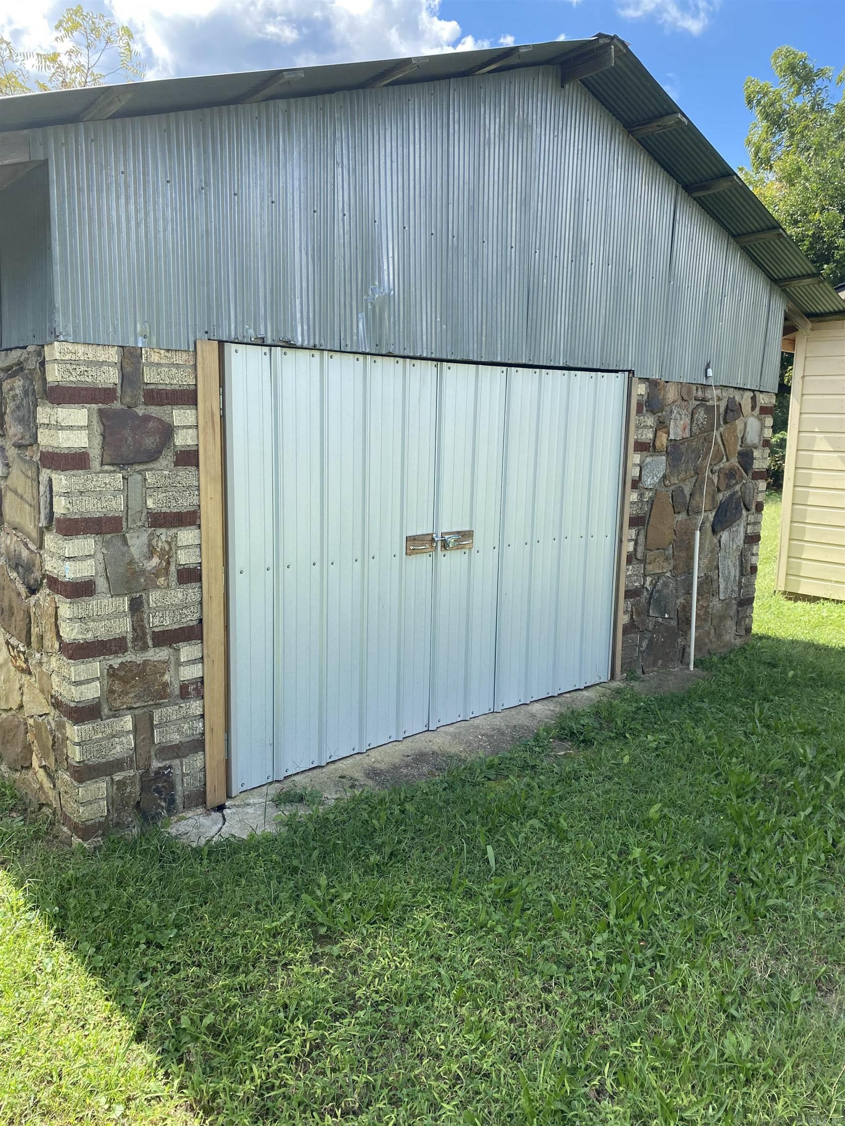 Powers-Thayers - Residential