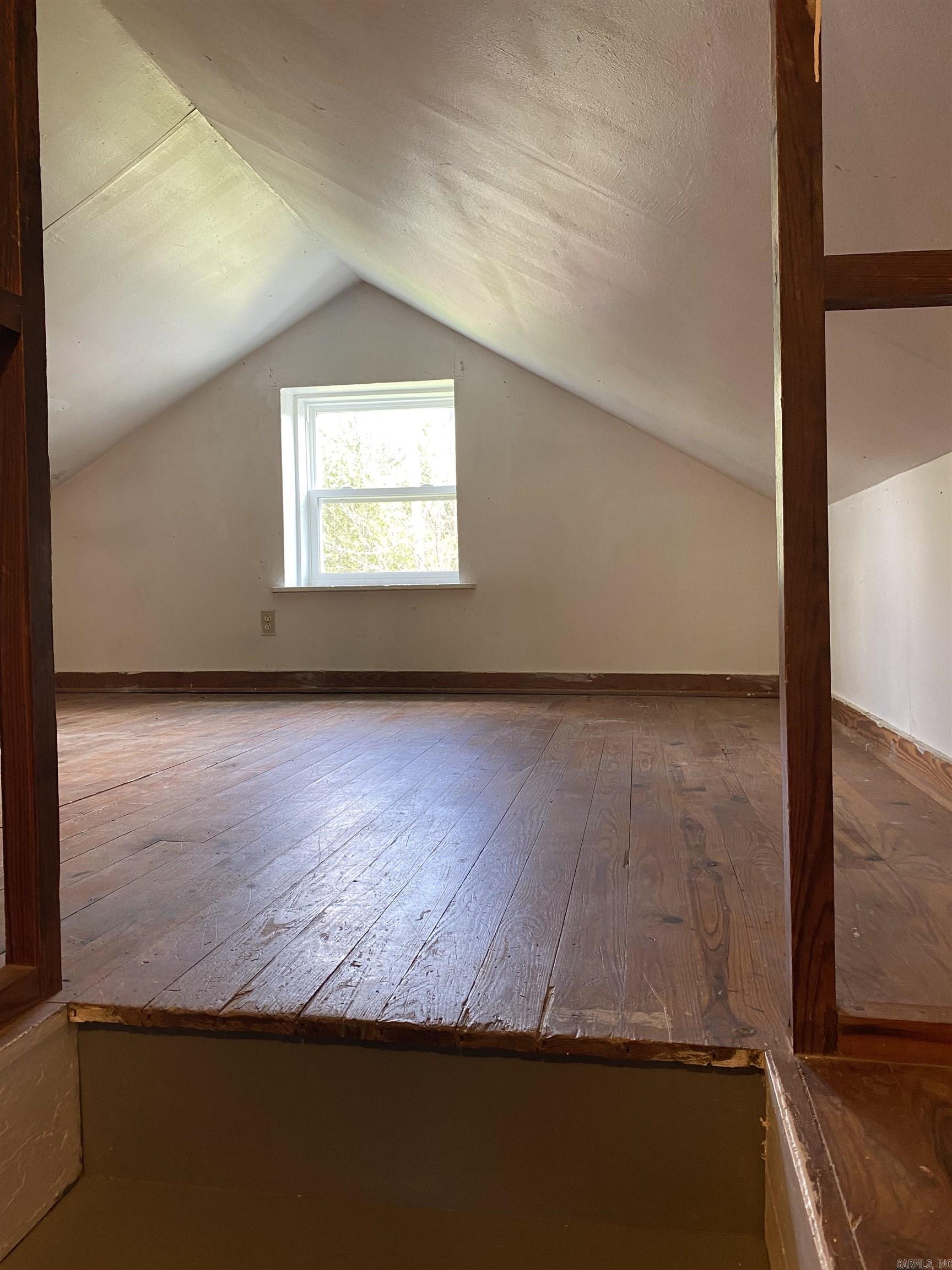 Powers-Thayers - Residential