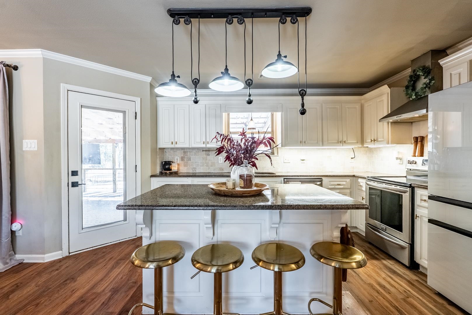 MAGNOLIA GARDENS - Residential