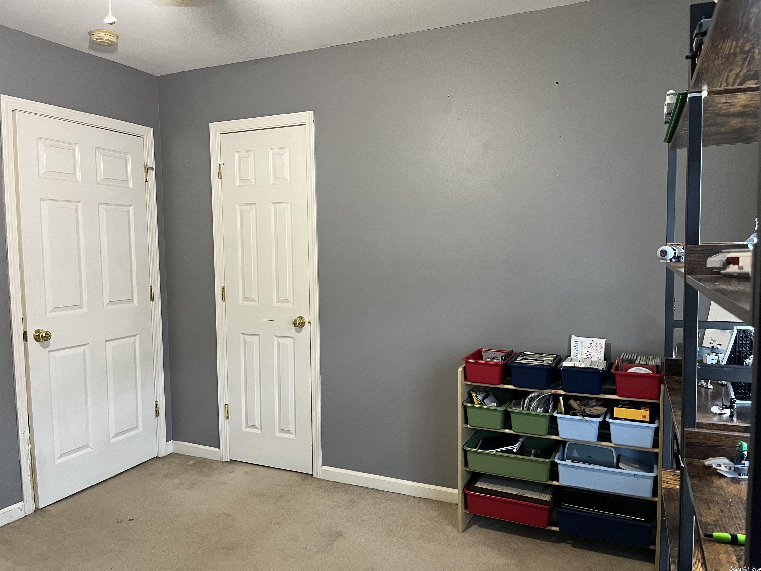 OLD MEADOWS - Residential