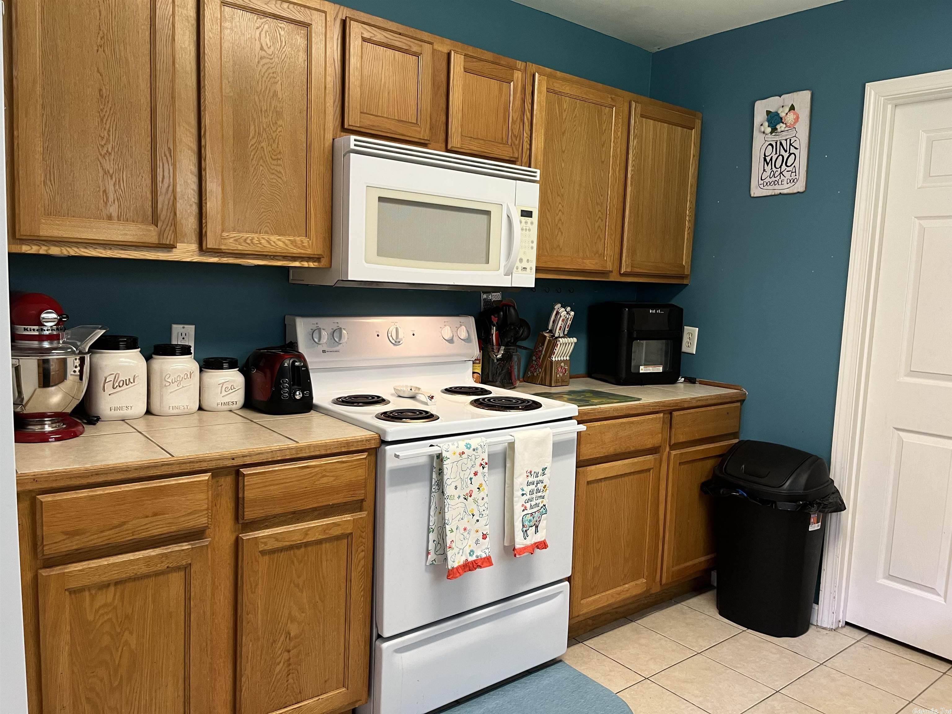 OLD MEADOWS - Residential