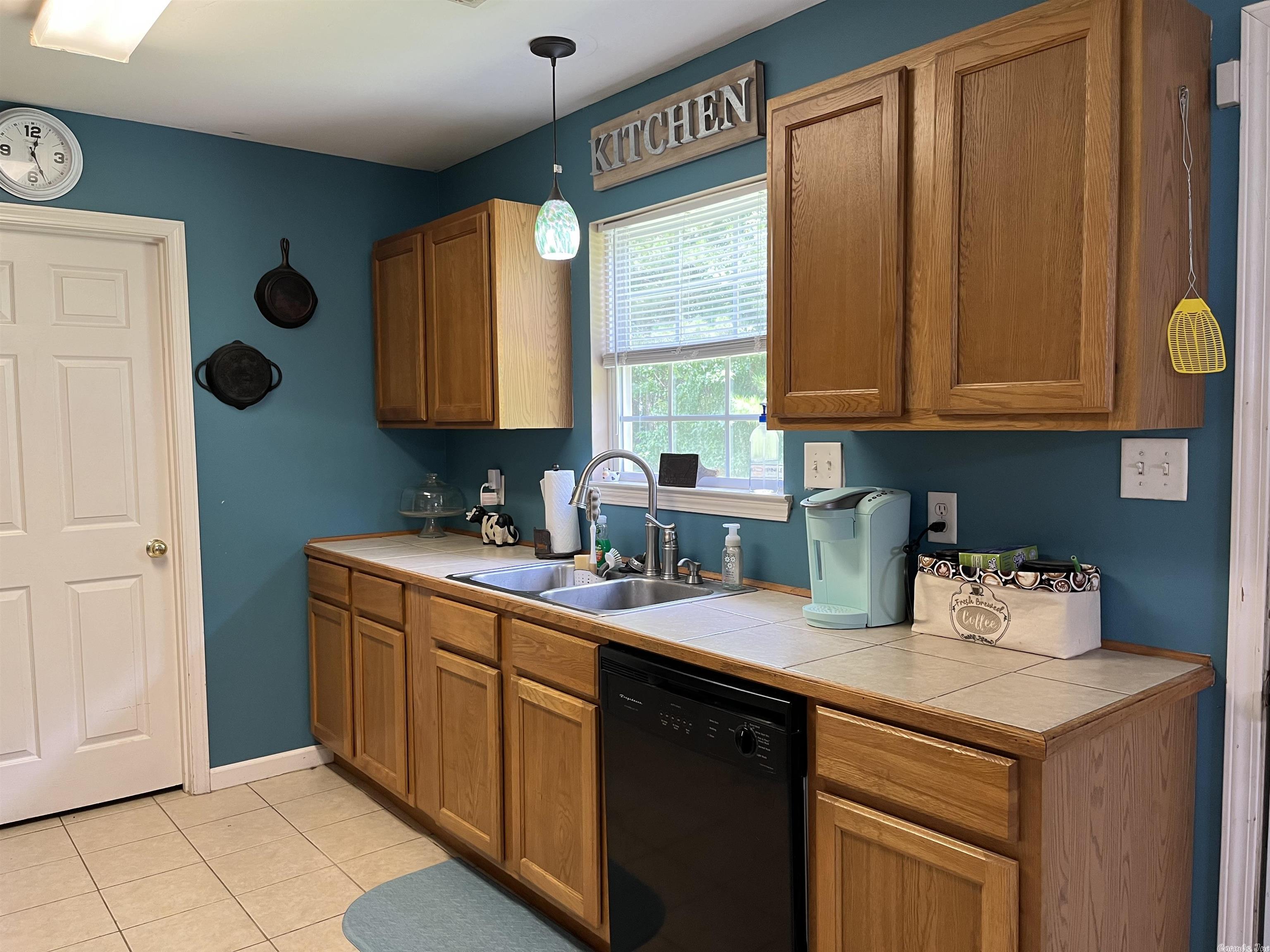 OLD MEADOWS - Residential