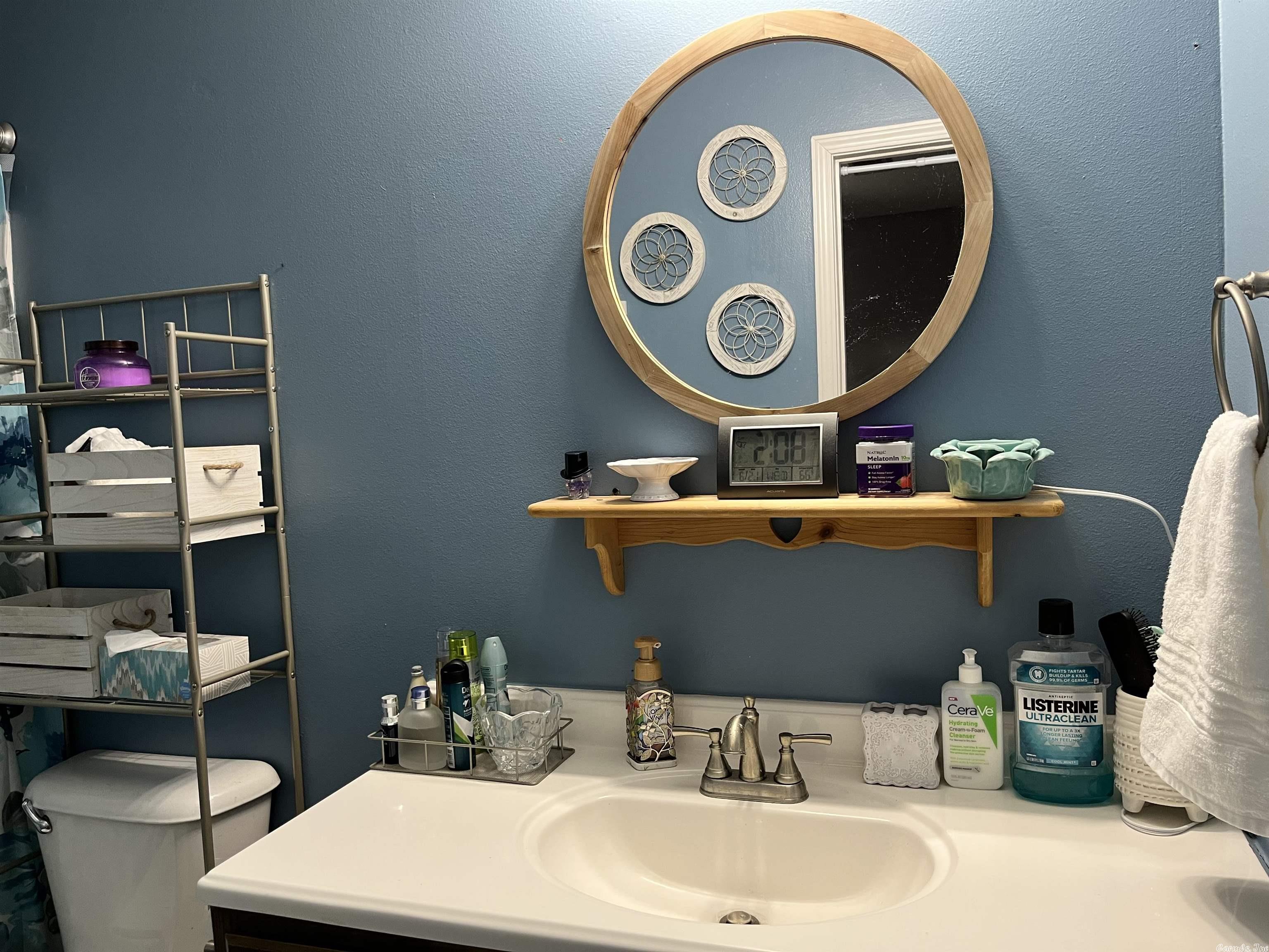 OLD MEADOWS - Residential