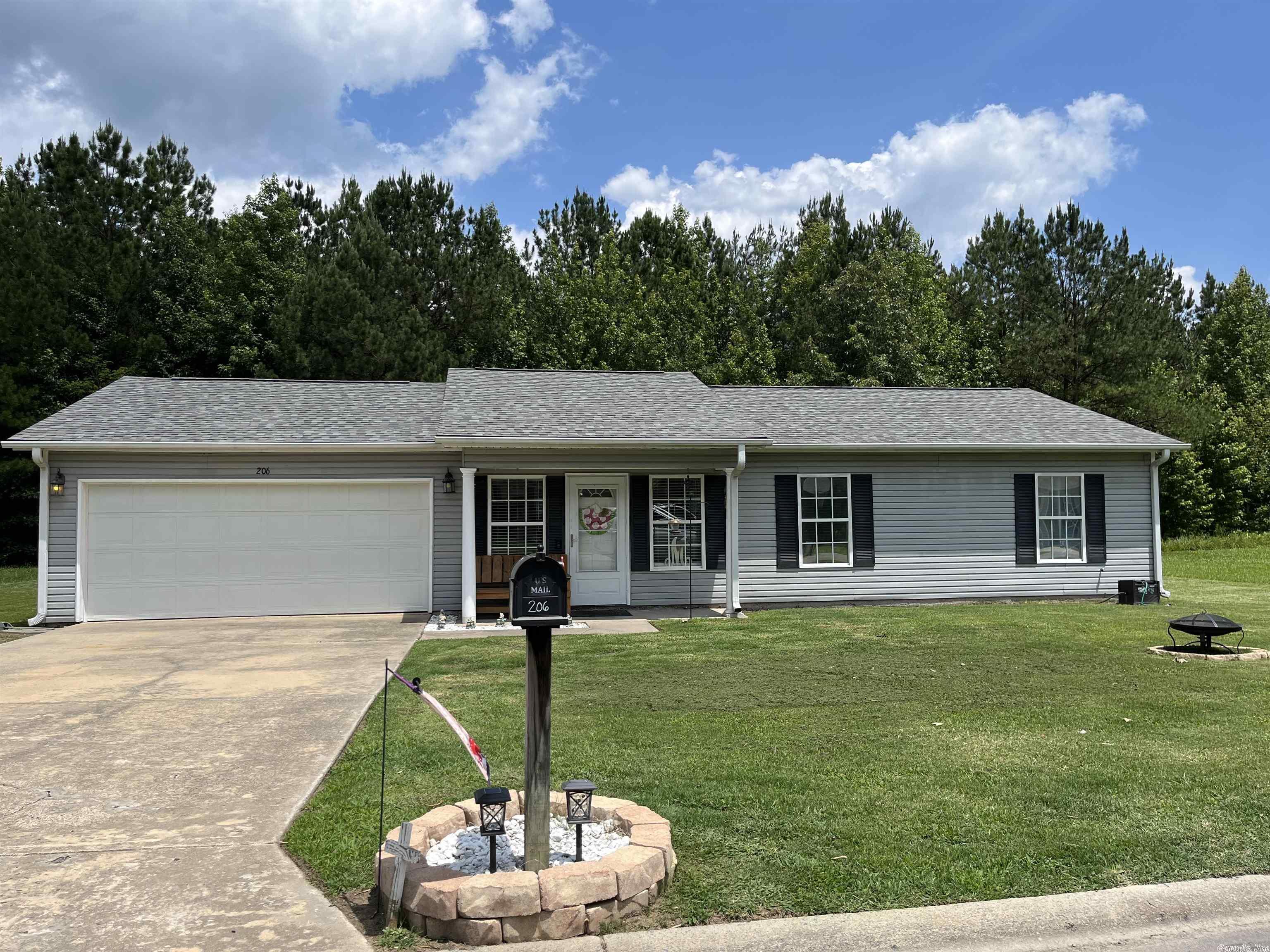 OLD MEADOWS - Residential