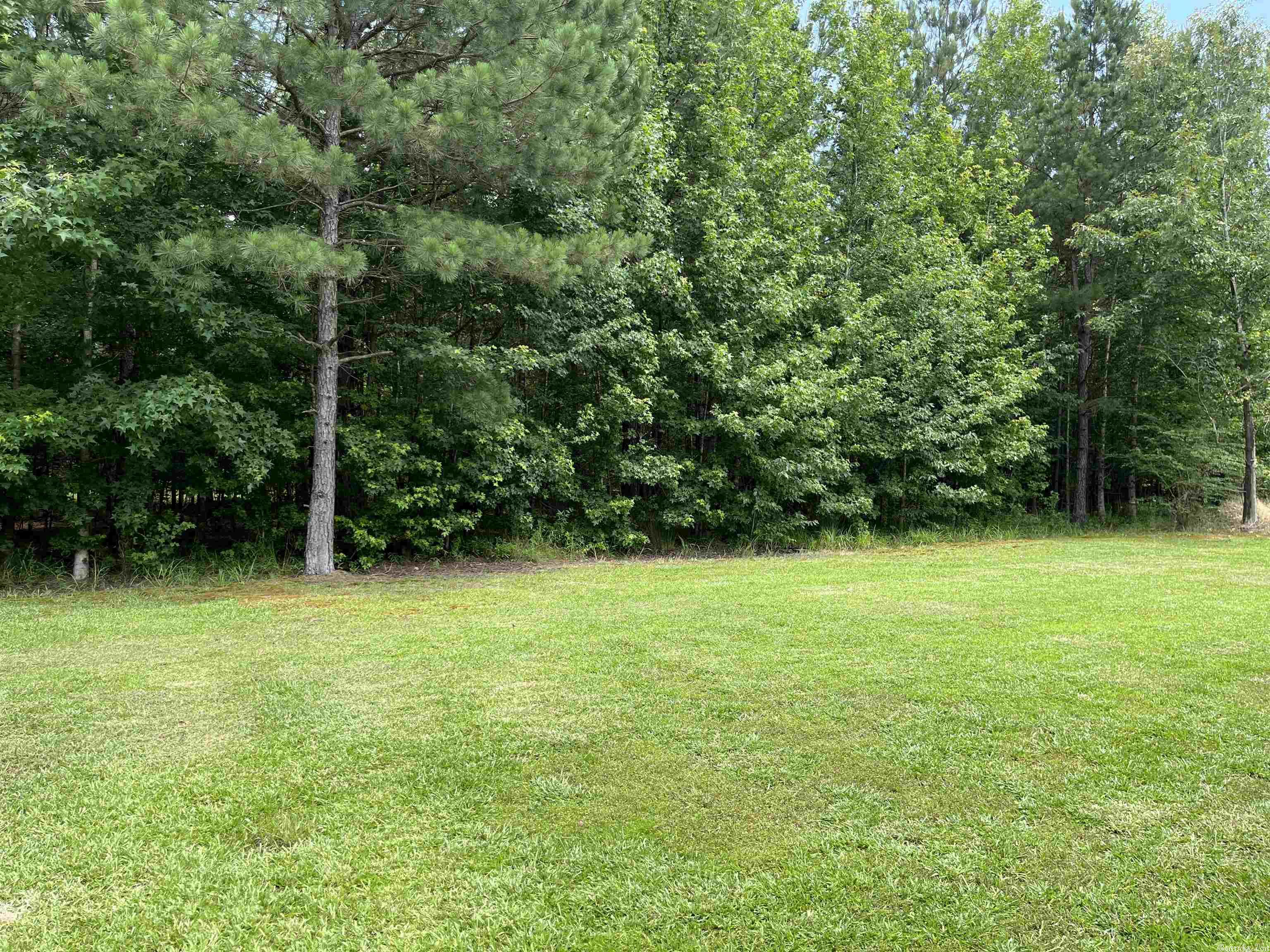 OLD MEADOWS - Residential