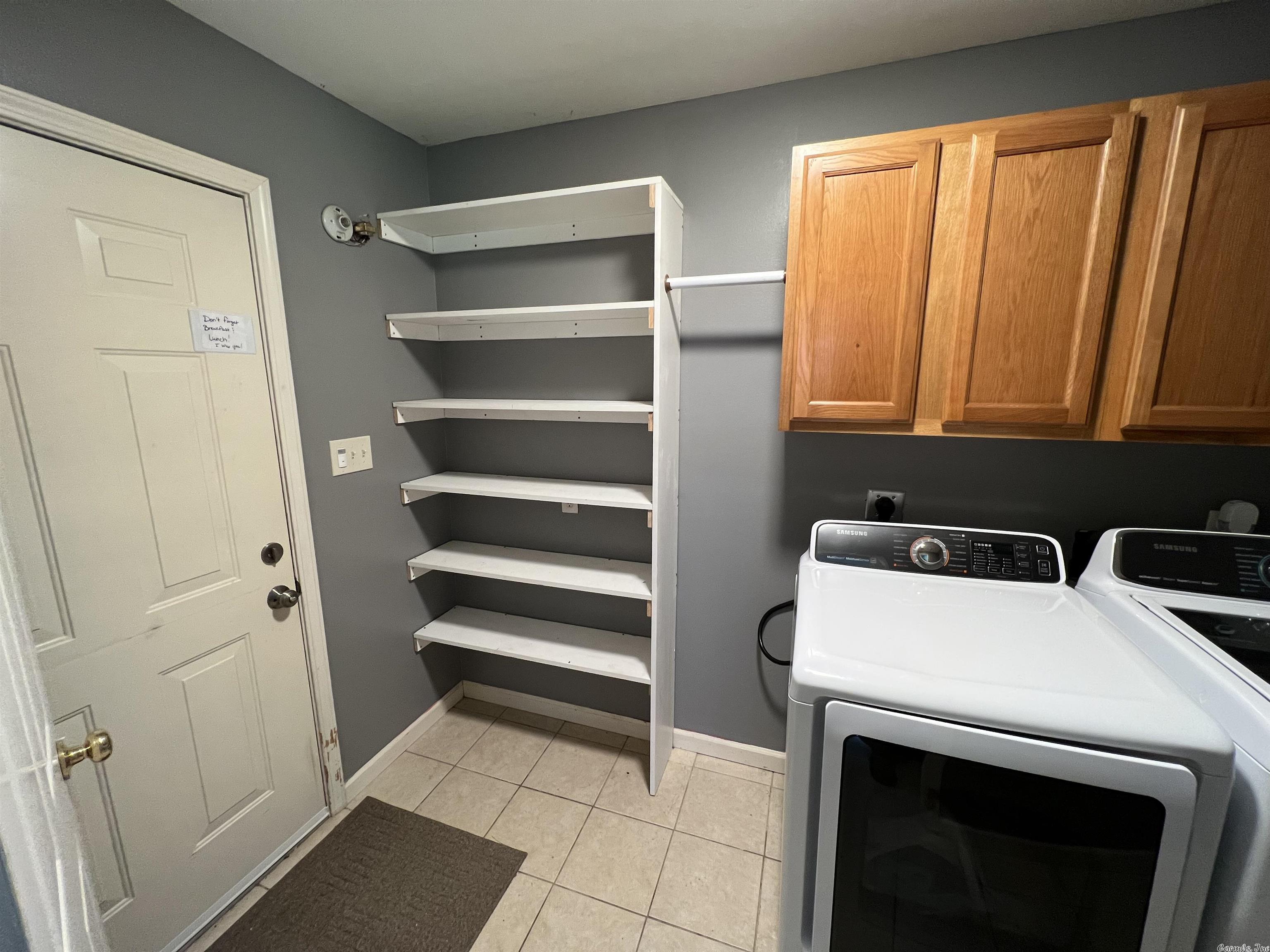 OLD MEADOWS - Residential