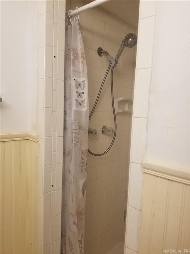 Oak Hurst - Residential Lease