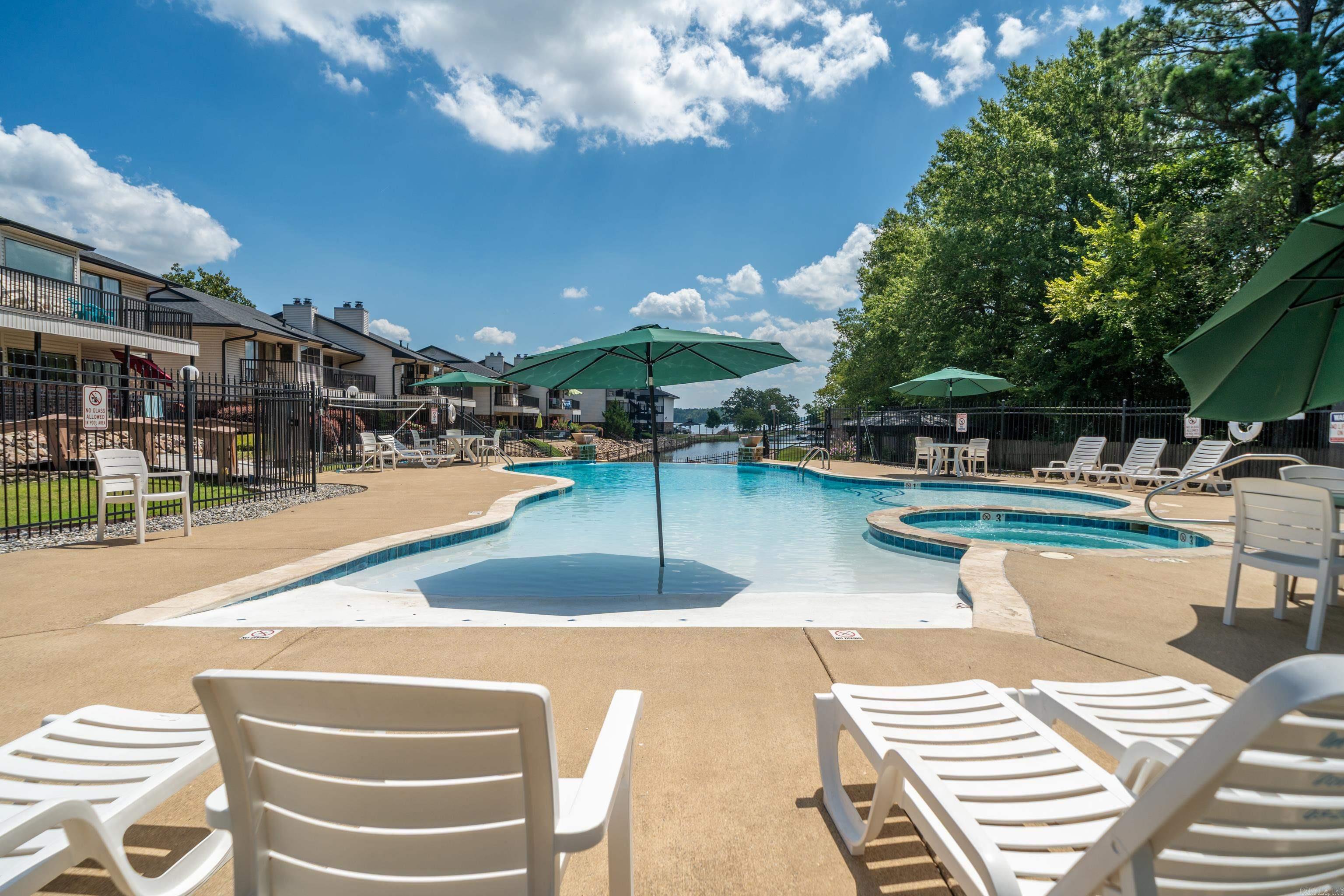 EMERALD ISLE HPR - Residential