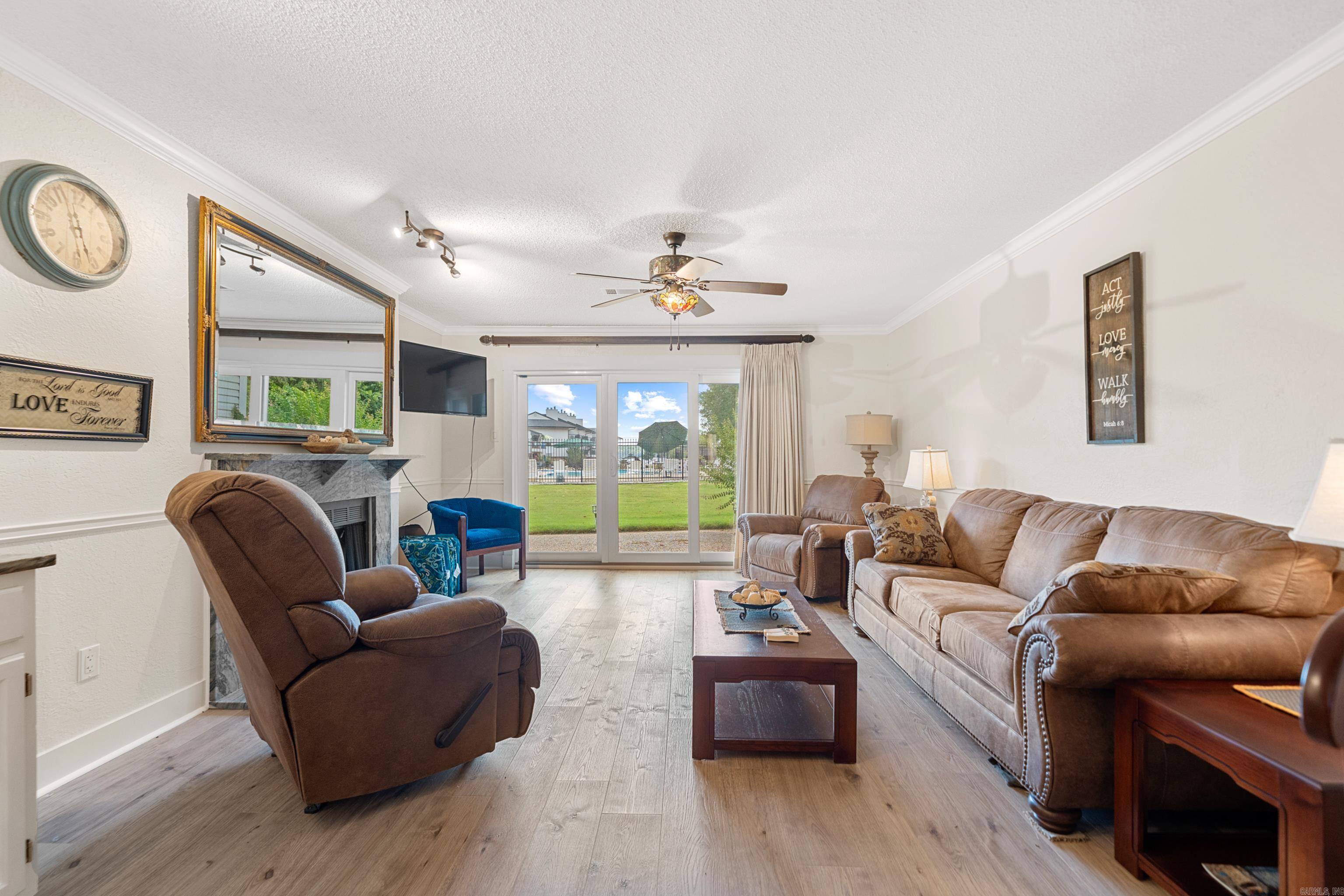EMERALD ISLE HPR - Residential