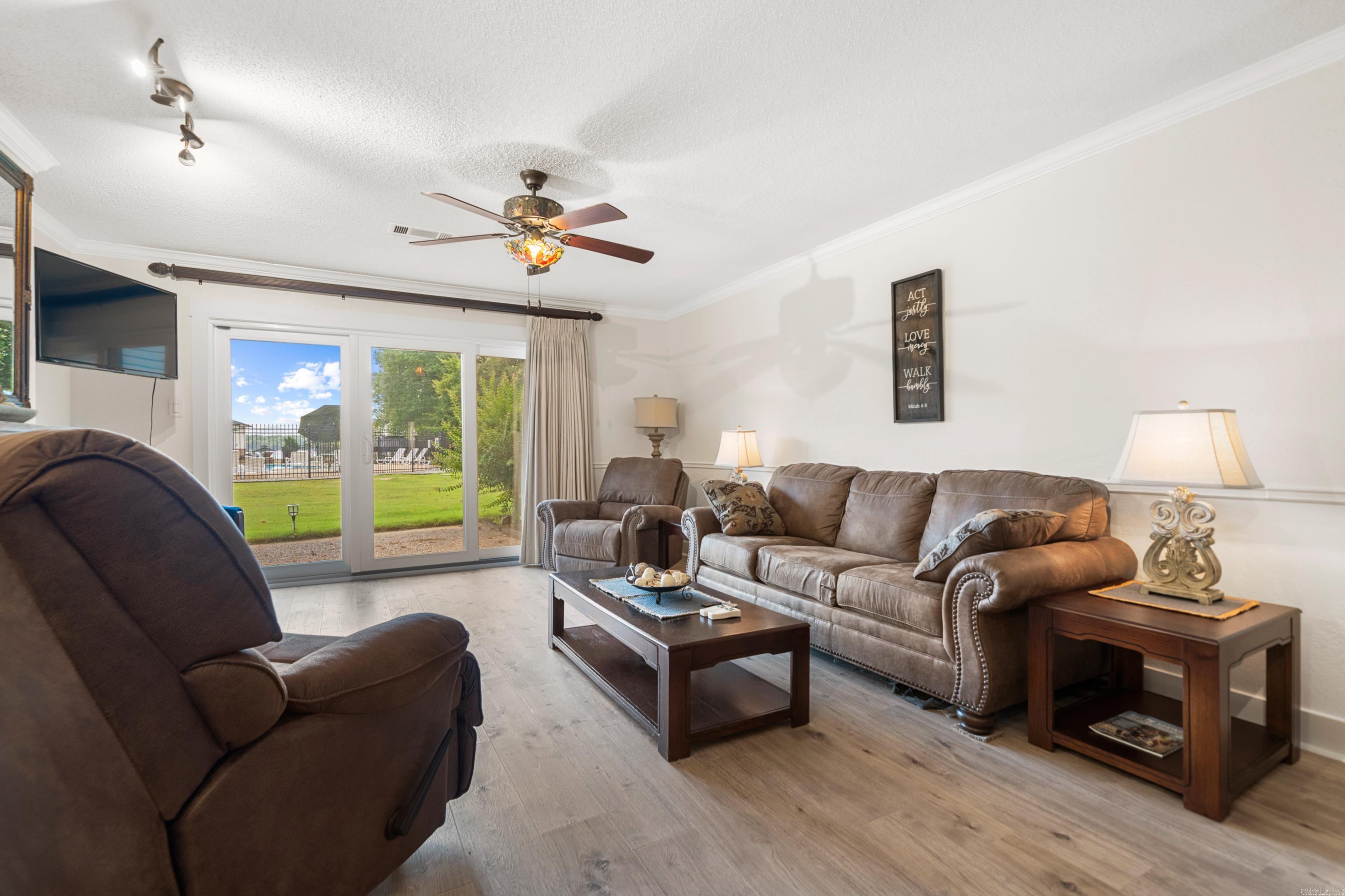 EMERALD ISLE HPR - Residential