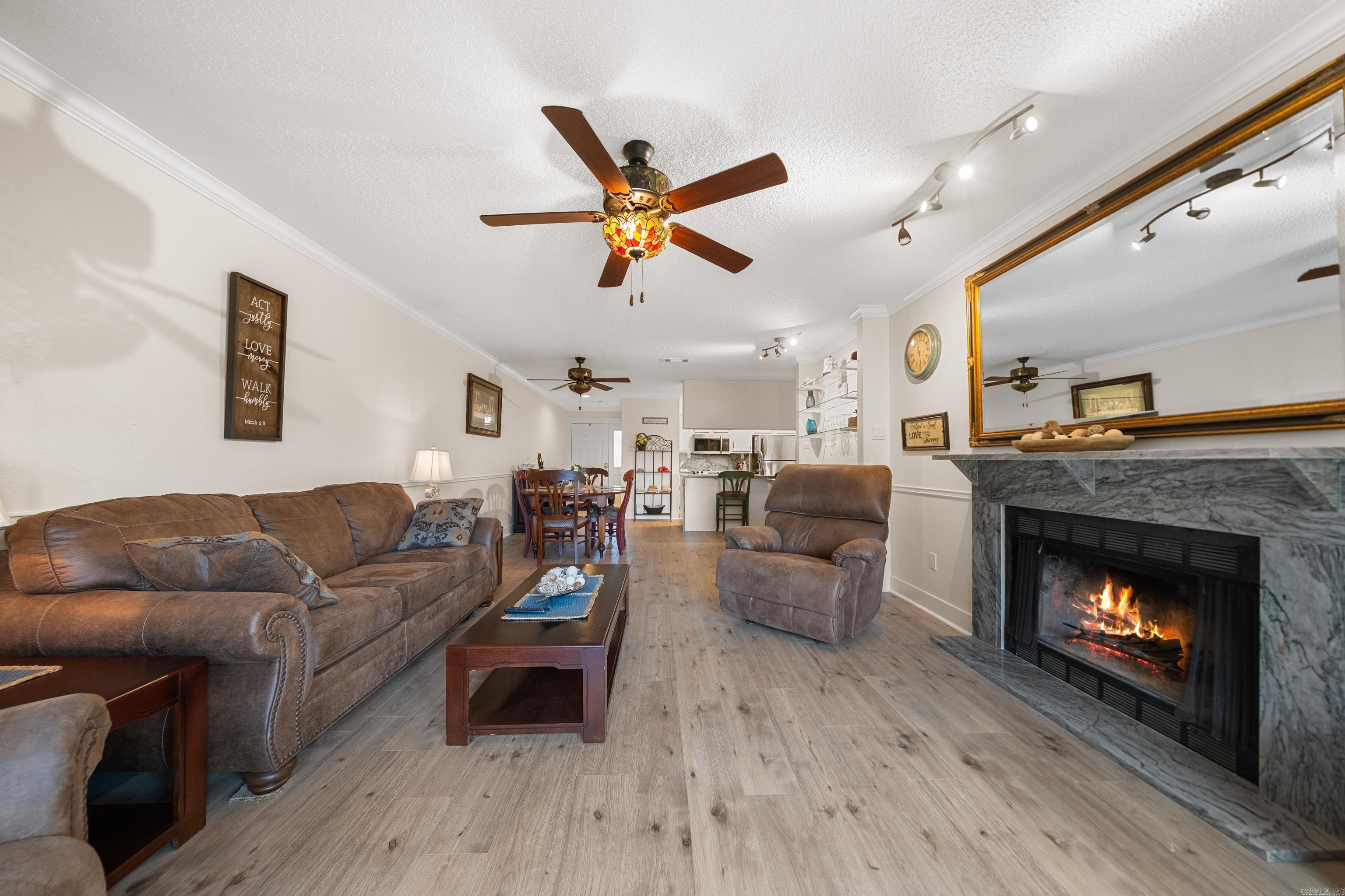 EMERALD ISLE HPR - Residential