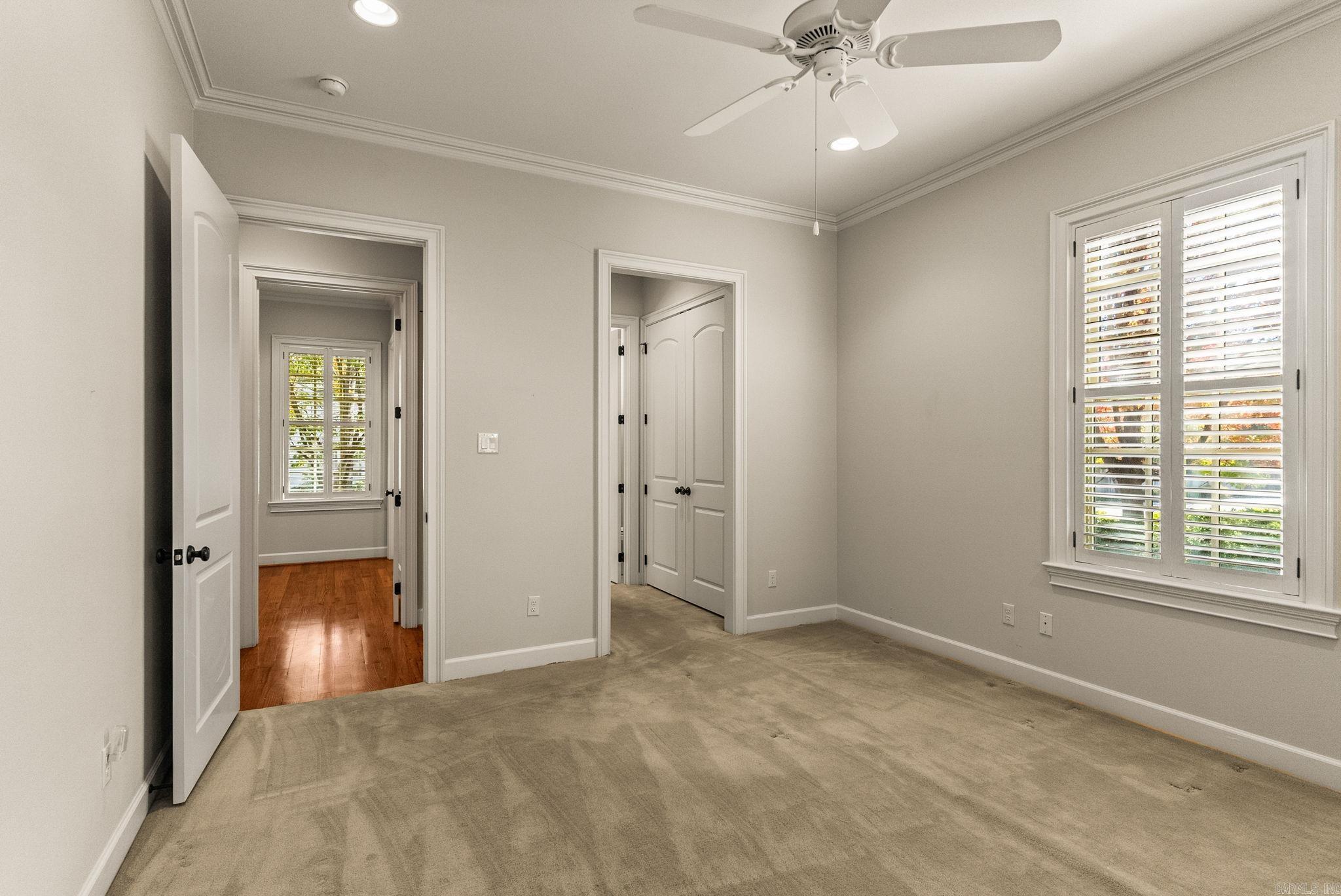 NEWTONS - Residential