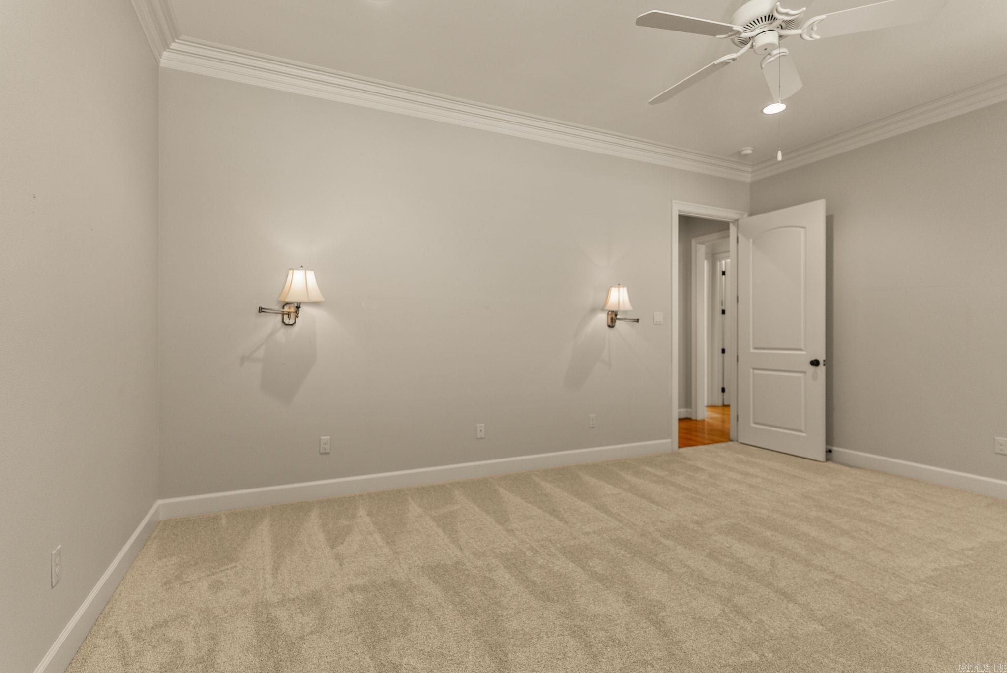 NEWTONS - Residential