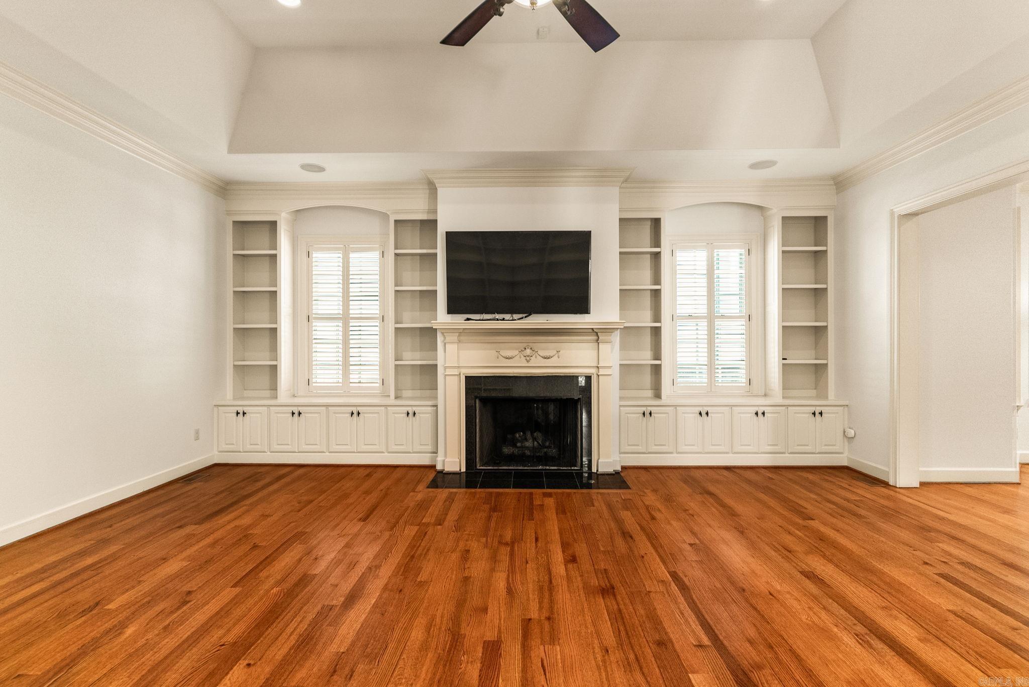 NEWTONS - Residential