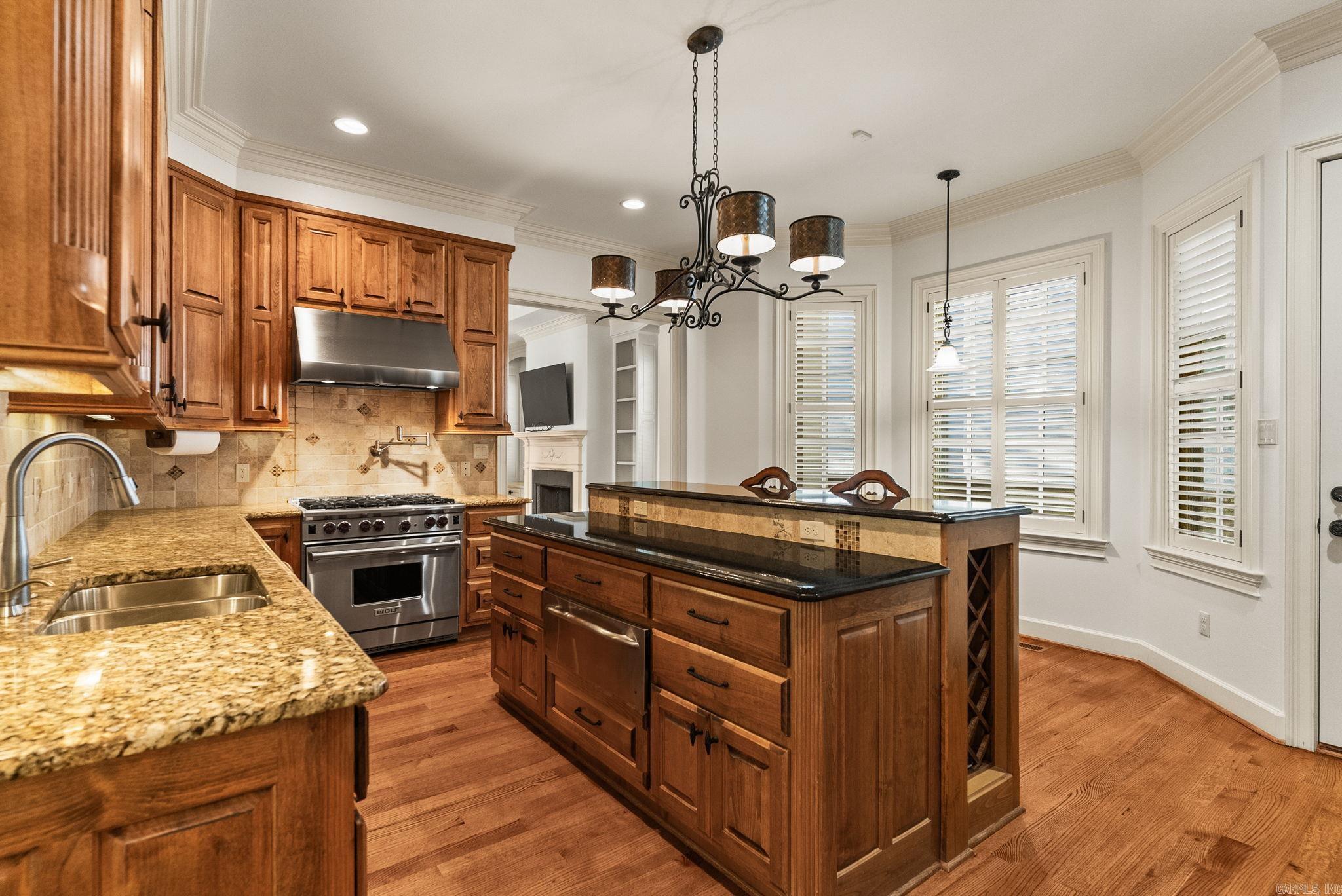 NEWTONS - Residential