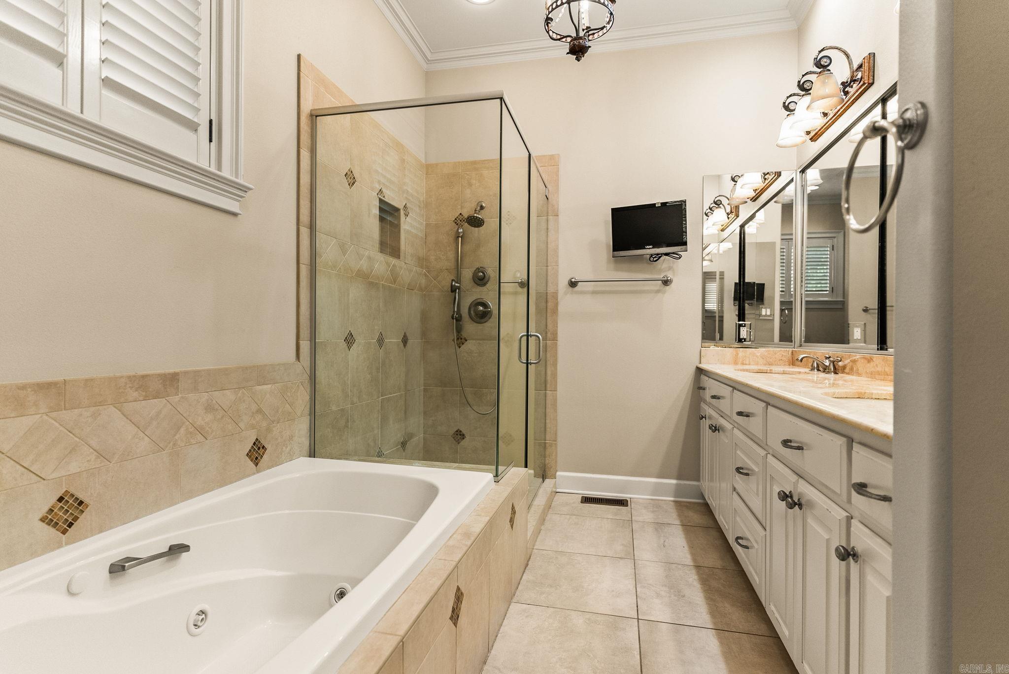 NEWTONS - Residential