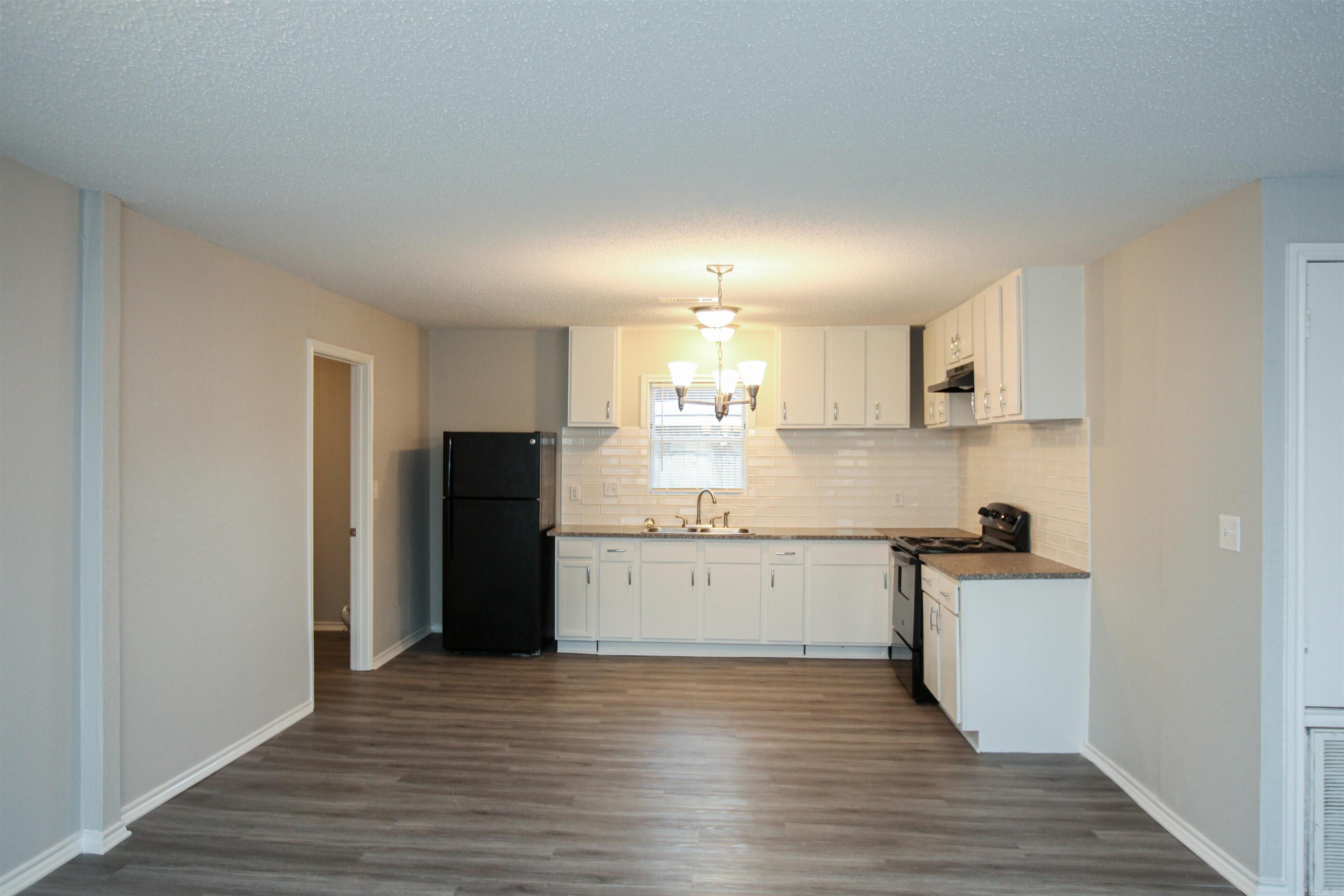 Riffel & Holder - Residential Lease