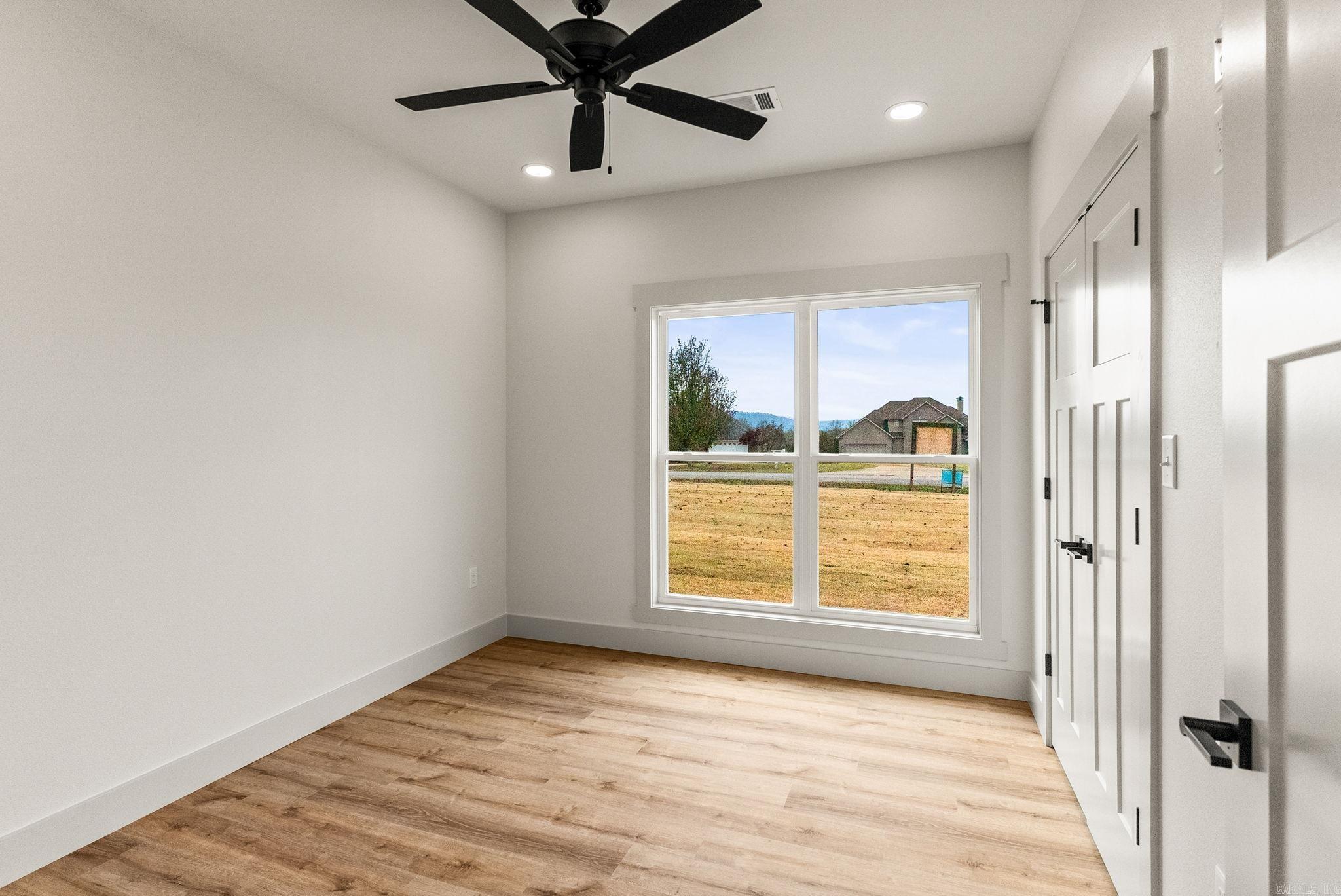 LANDING AT EMERALD ISLE - LAKE - Residential