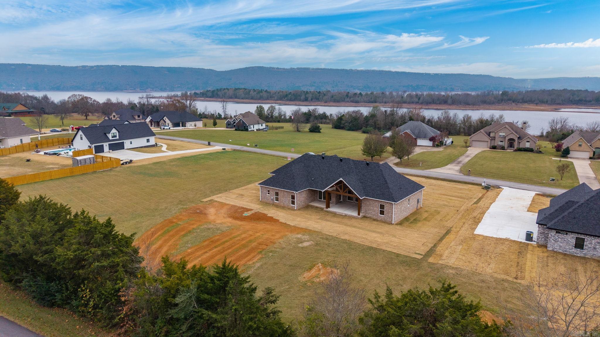 LANDING AT EMERALD ISLE - LAKE - Residential