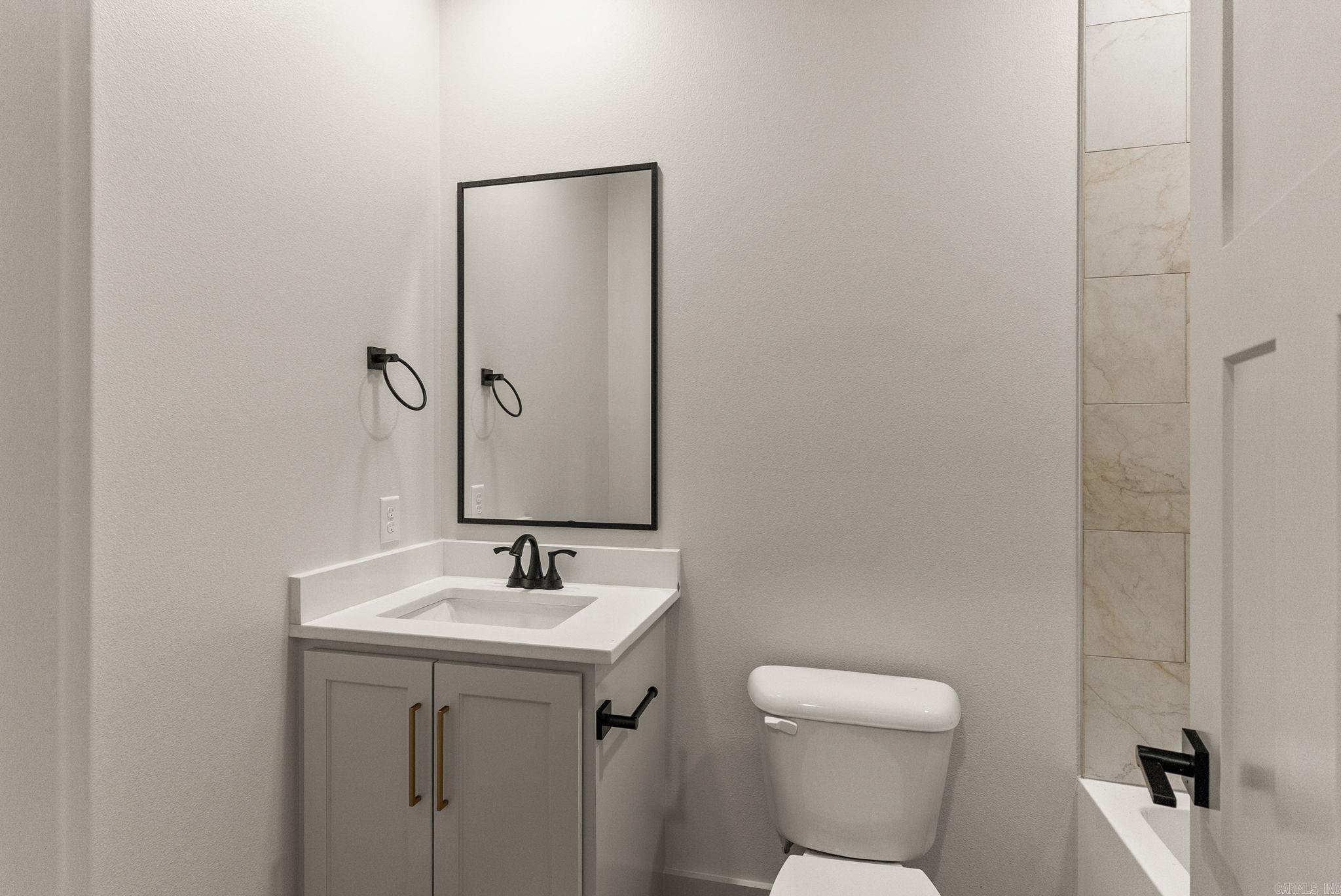 LANDING AT EMERALD ISLE - LAKE - Residential