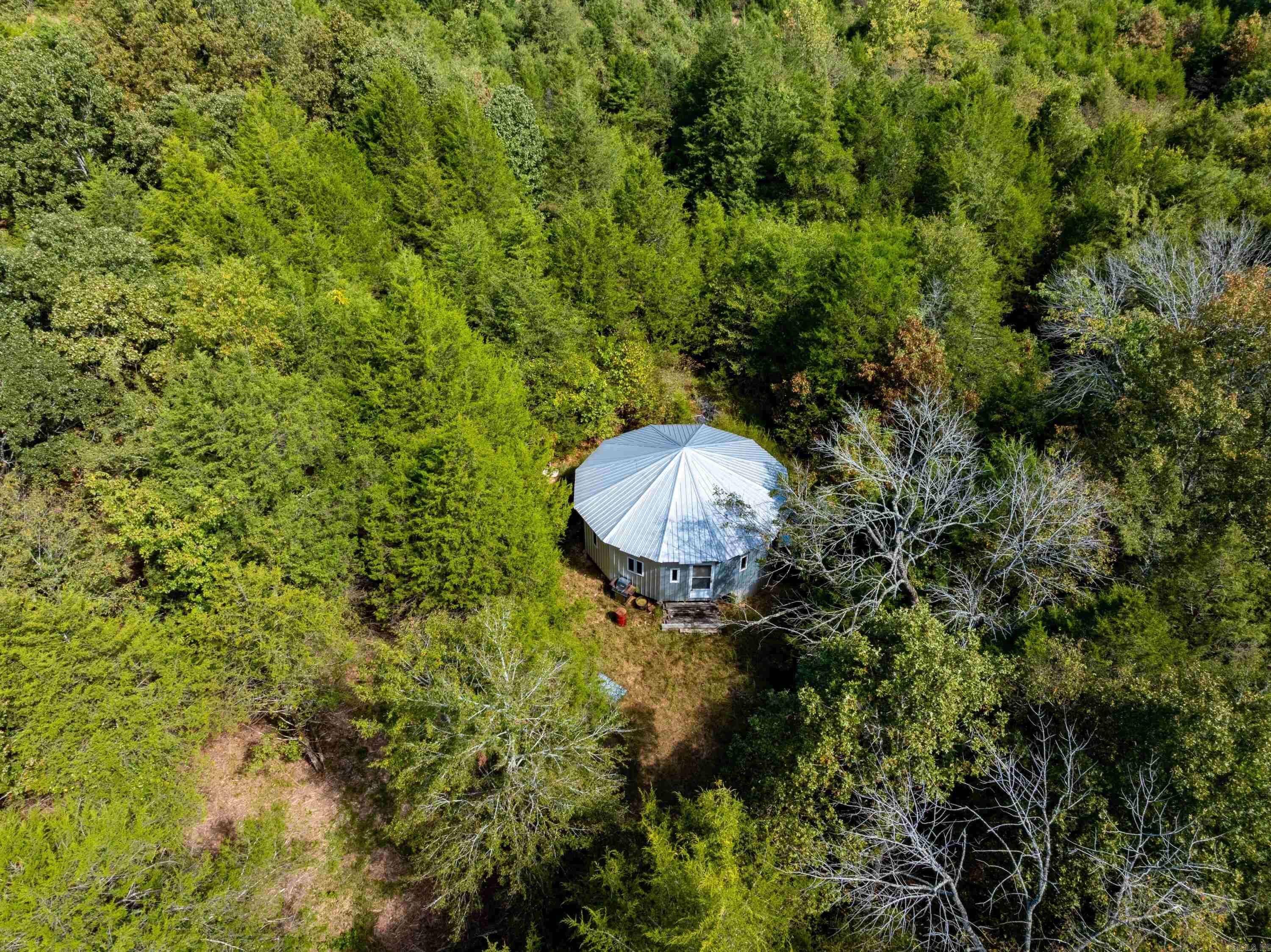 Metes & Bounds - Land