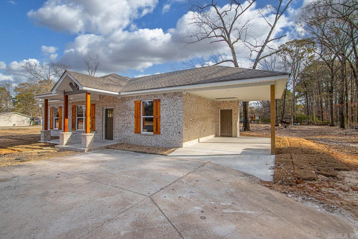 HOLLYWOOD HEIGHTS - Residential