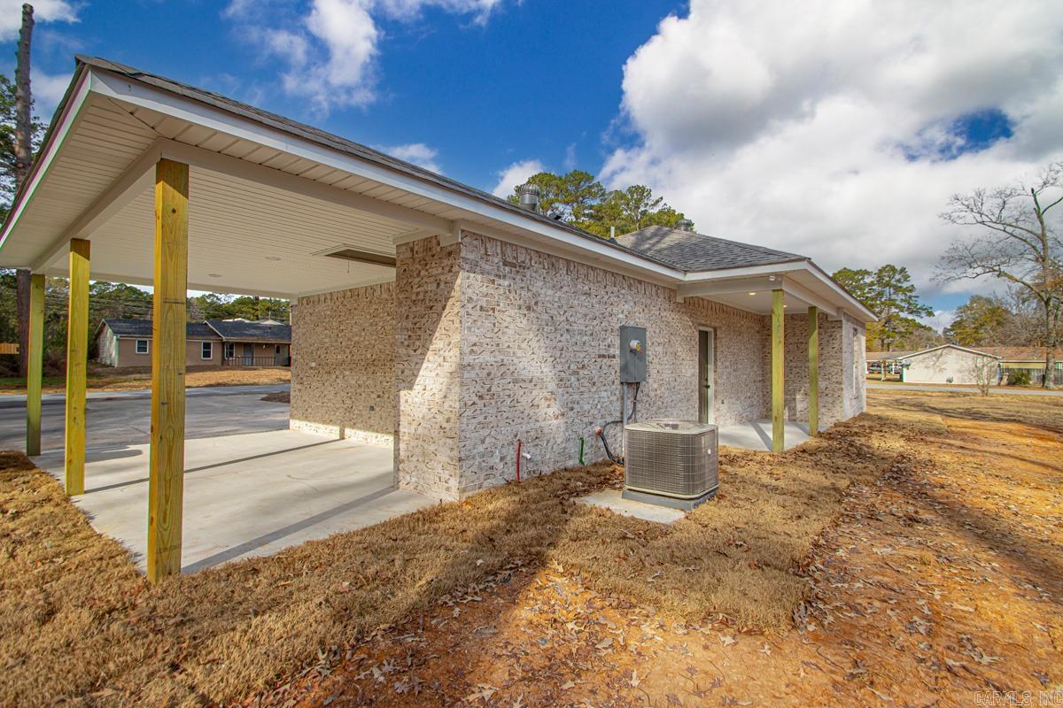 HOLLYWOOD HEIGHTS - Residential