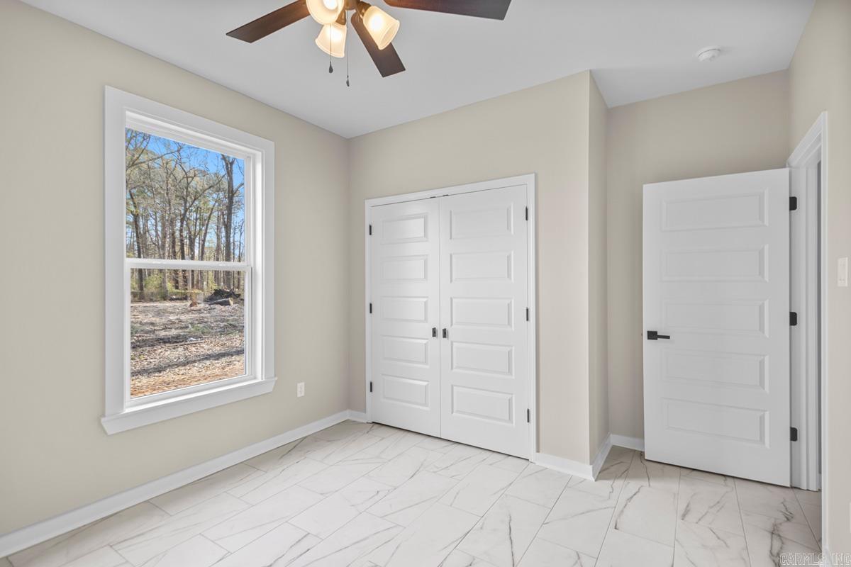 HOLLYWOOD HEIGHTS - Residential