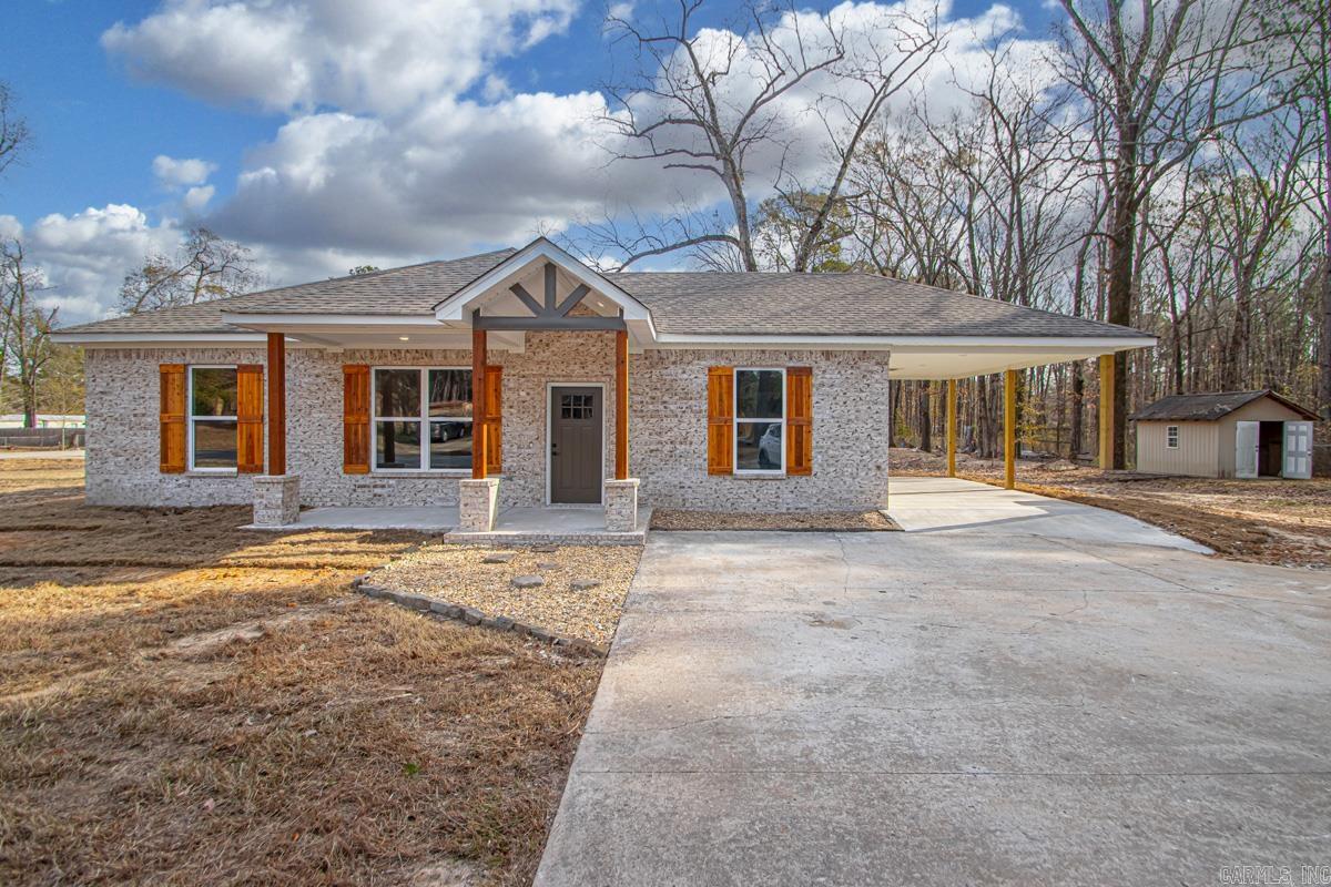 HOLLYWOOD HEIGHTS - Residential