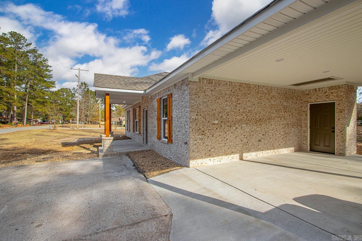 HOLLYWOOD HEIGHTS - Residential