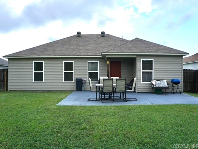 WOODLANDS EDGE - Residential