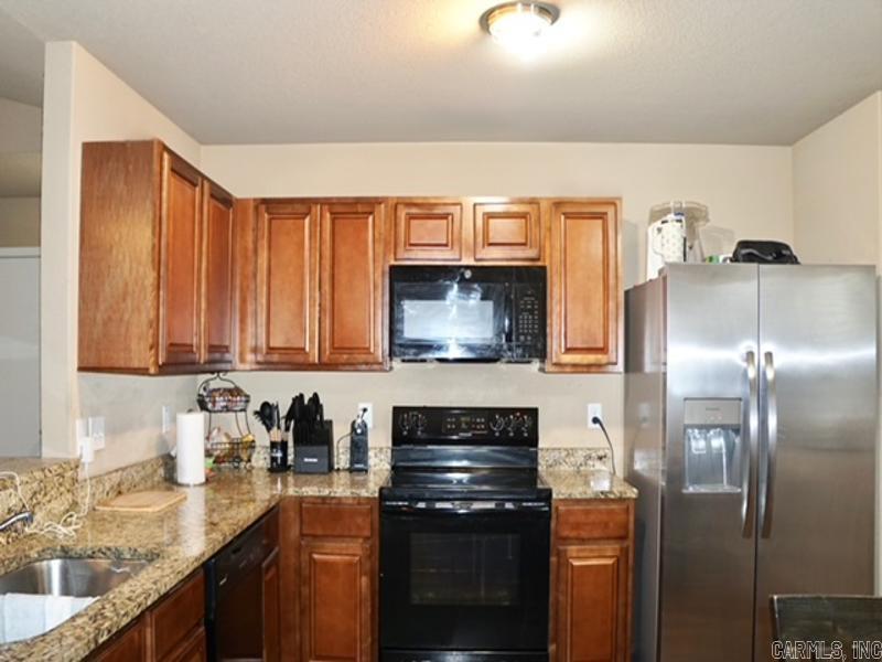 WOODLANDS EDGE - Residential