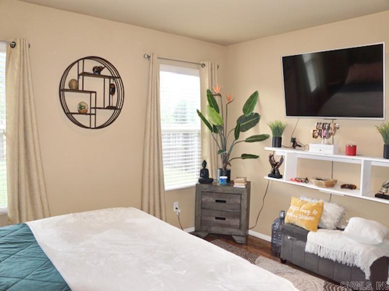 WOODLANDS EDGE - Residential